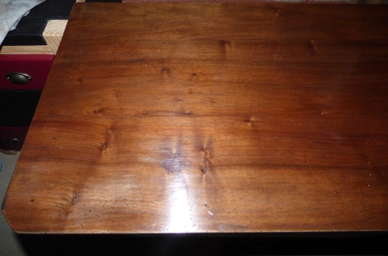 Antique chest of drawers with 4 drawers of Epoque Louis Philippe in solid walnut wood and walnut veneer - Totalme