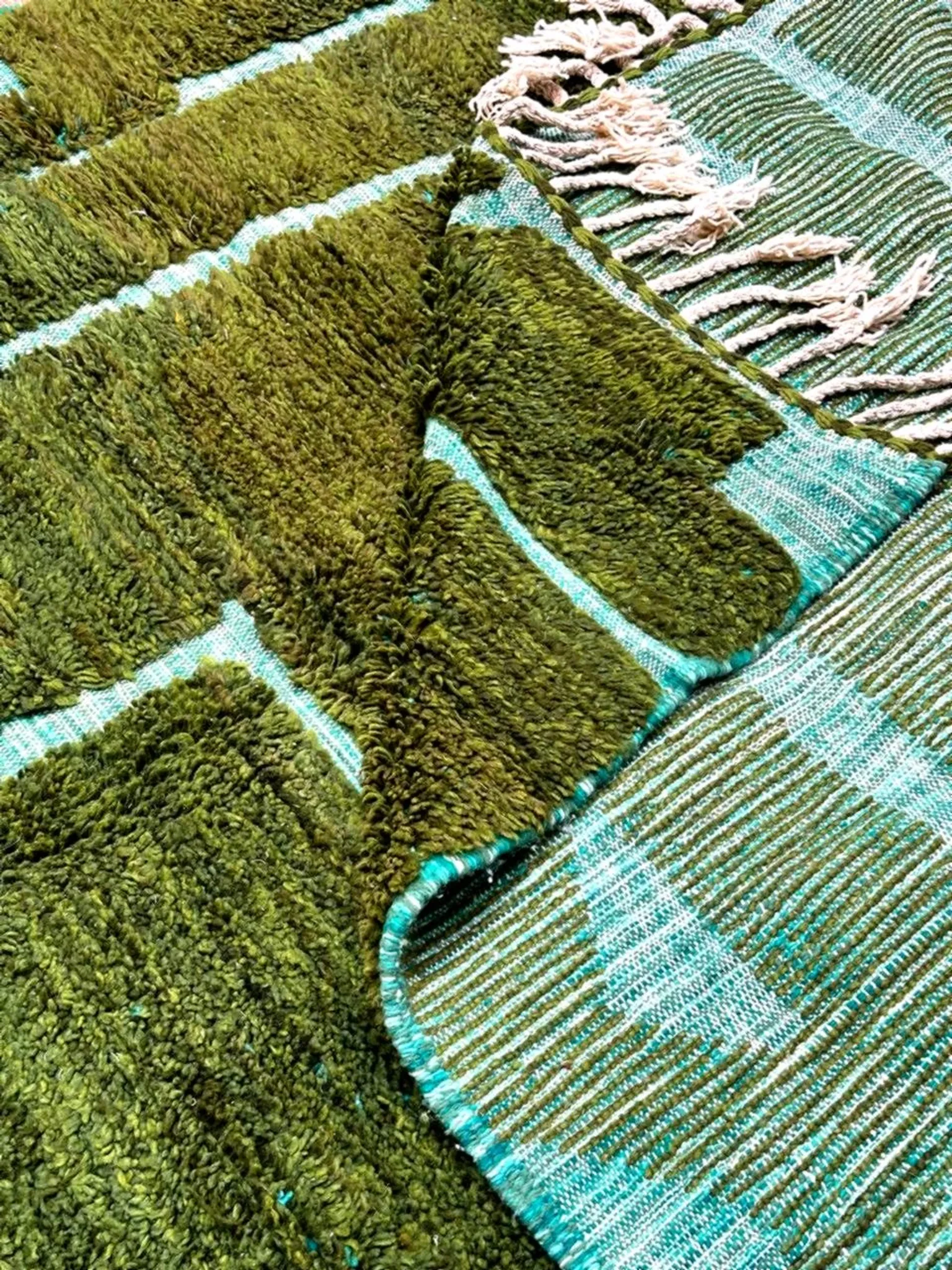 Thick Berber rug in wool – Abstract forest