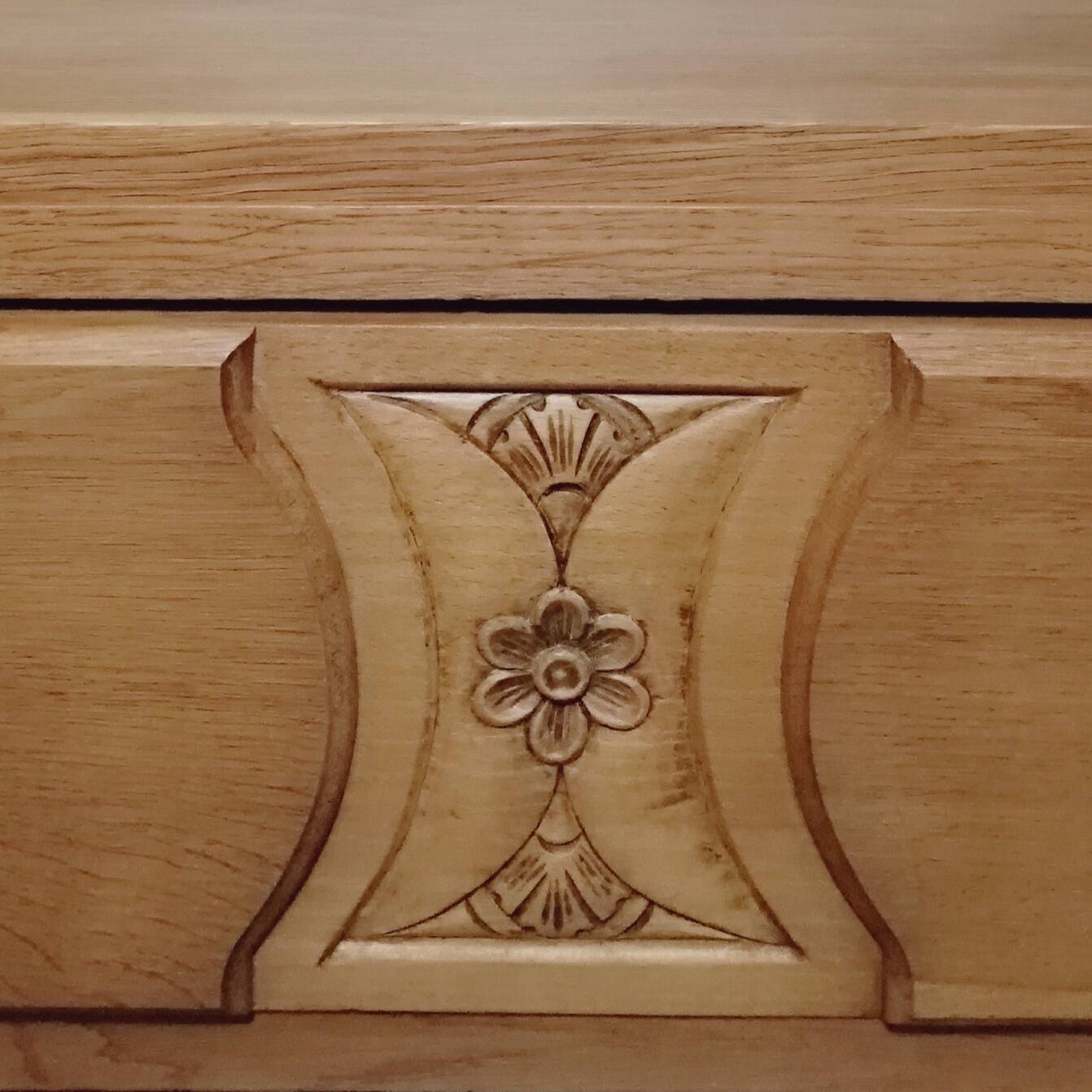 Commode art déco en chêne