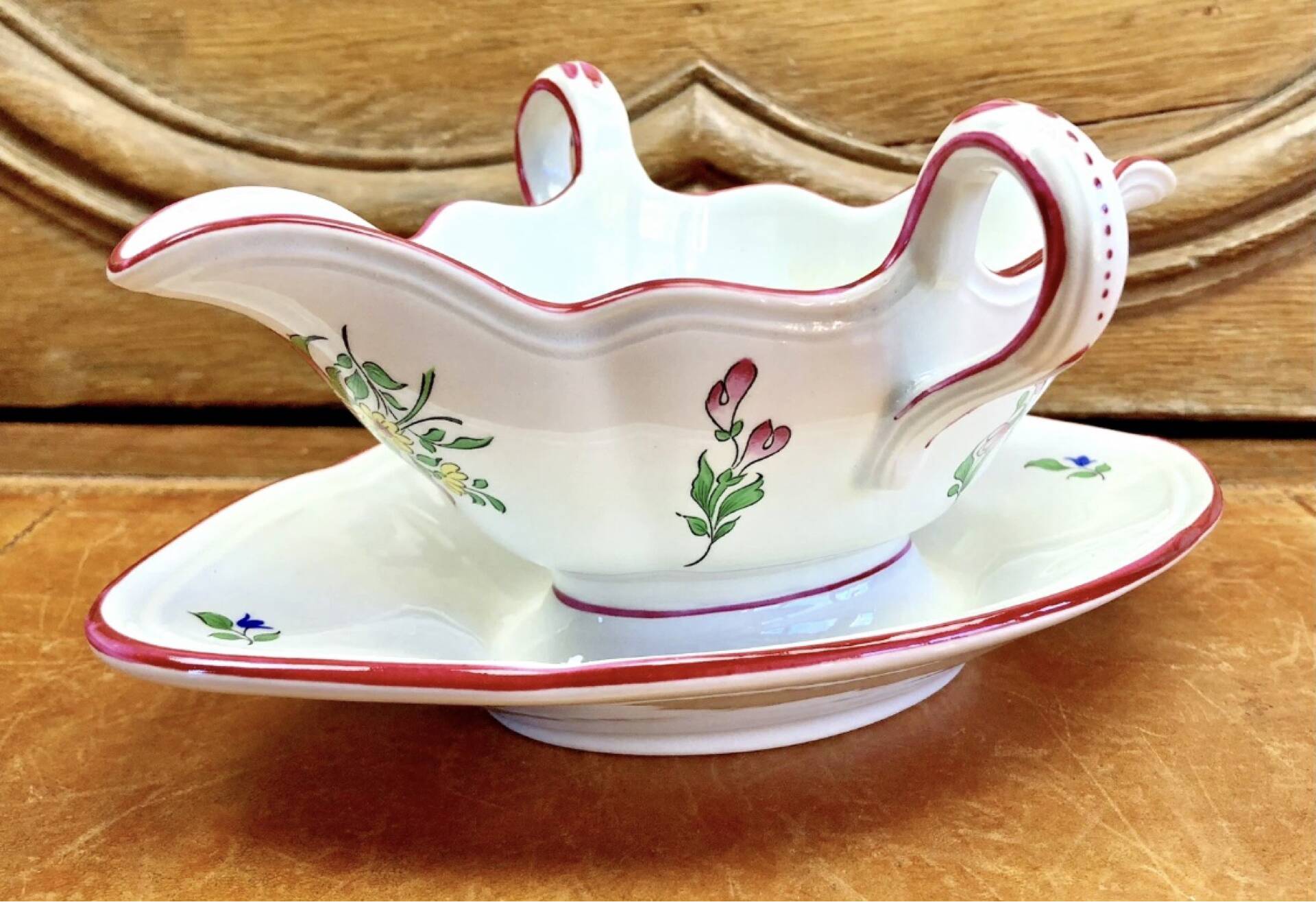 Old sauceboat earthenware Lunéville model lantern pink tulip