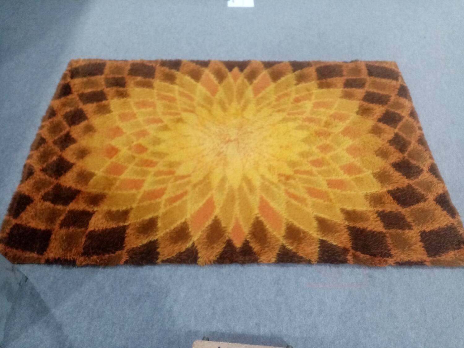 Superbe tapis vintage marque Desso annees 70 pure laine  vierge