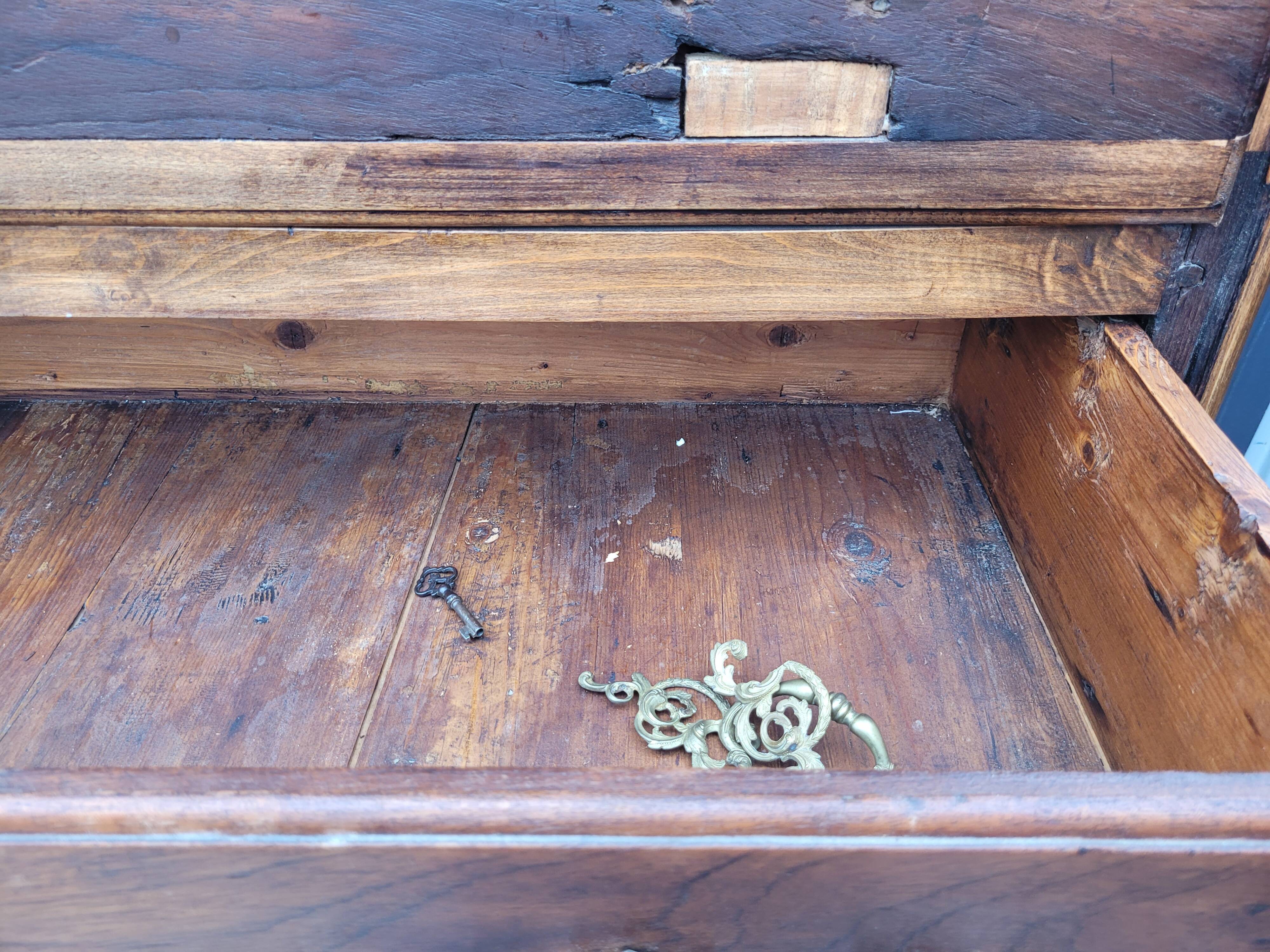 Commode pantalonnière noyer