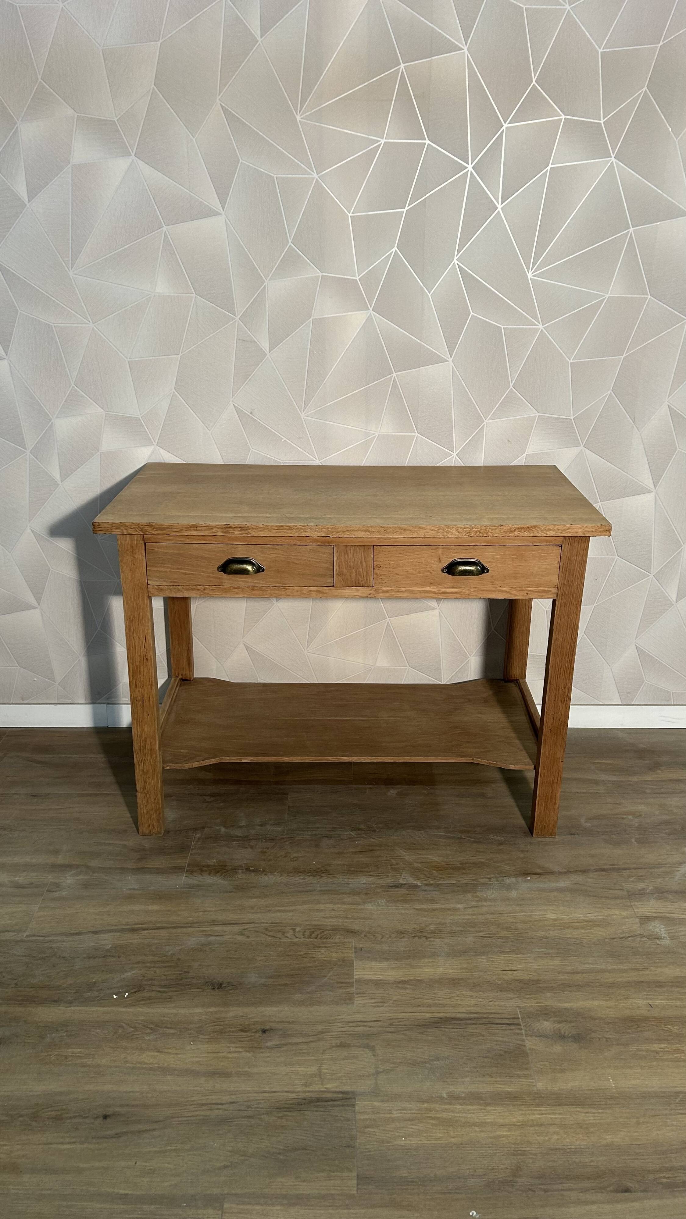 Console kitchen unit in stripped oak veneer