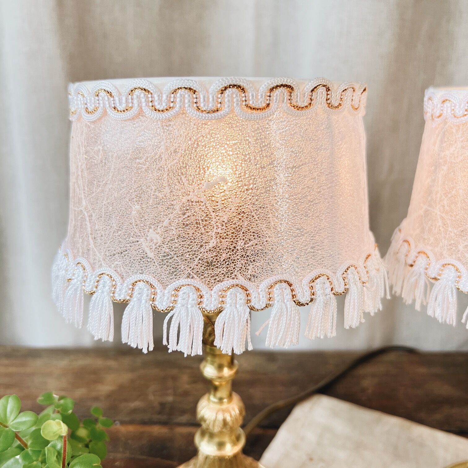 Duo de lampes romantiques en bronze
