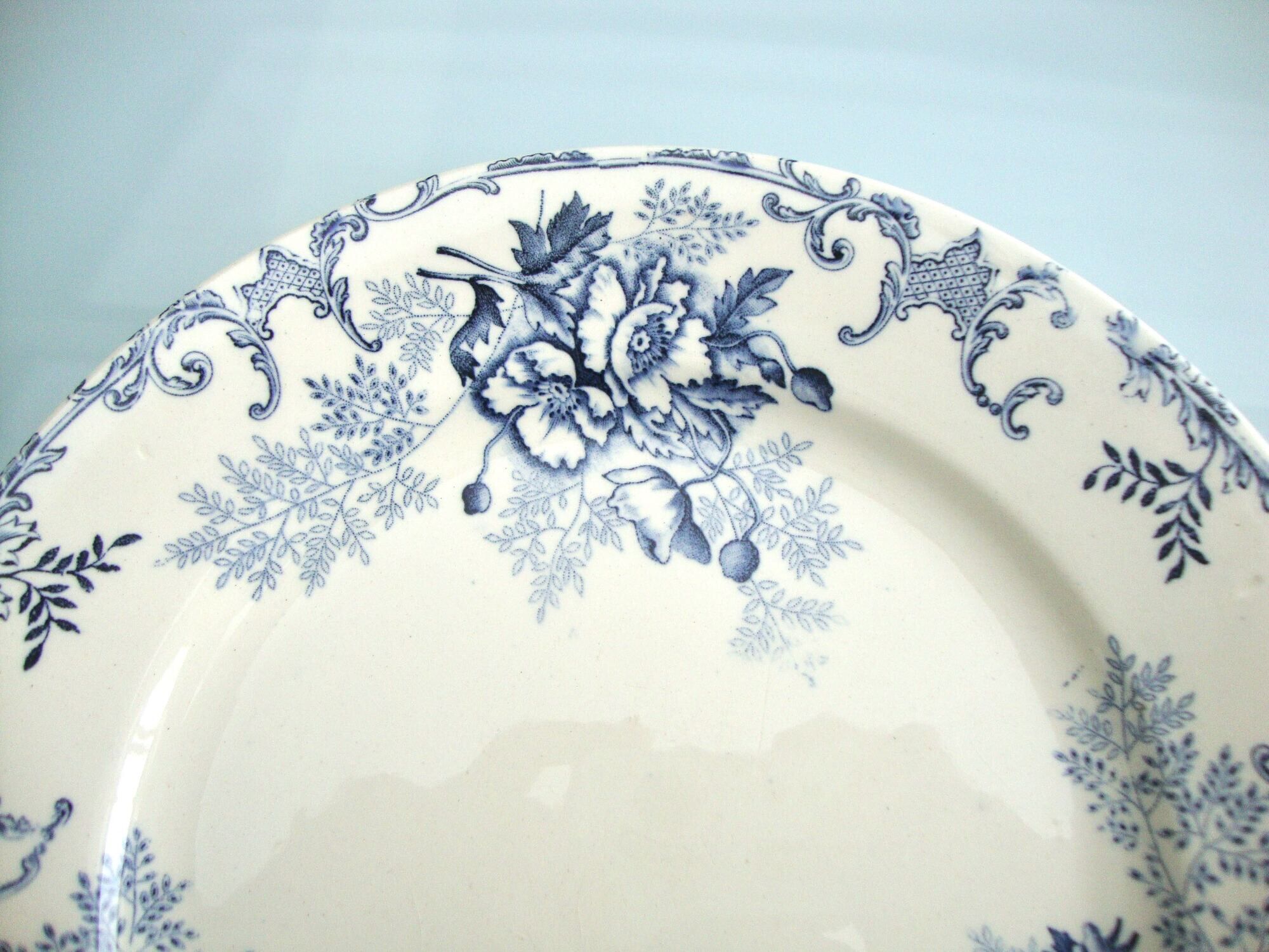 Set of 6 plates of the Art Faïencerie de Choisy-le-Roi