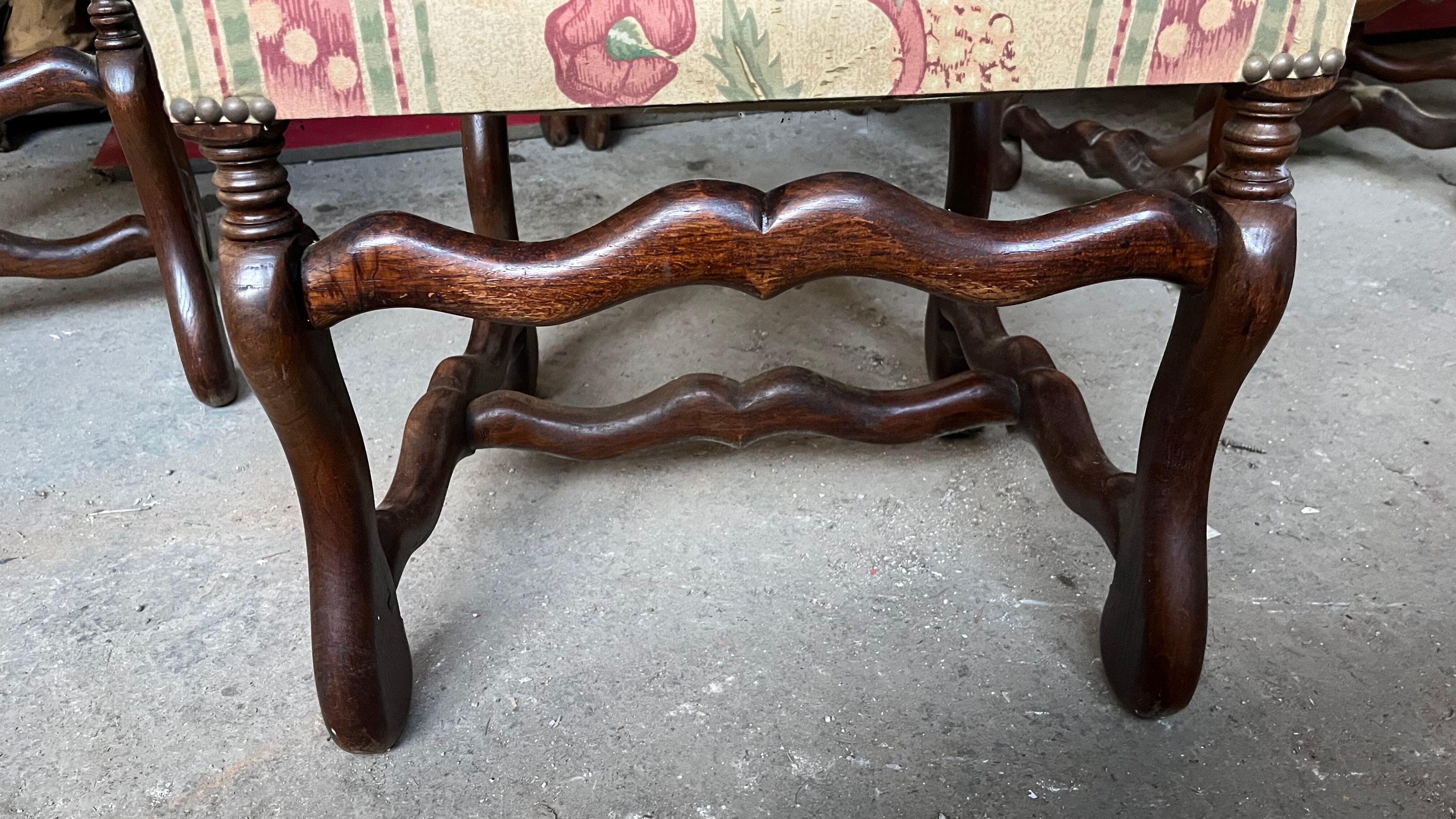 Suite 4 chairs Louis XIII style sheepbone