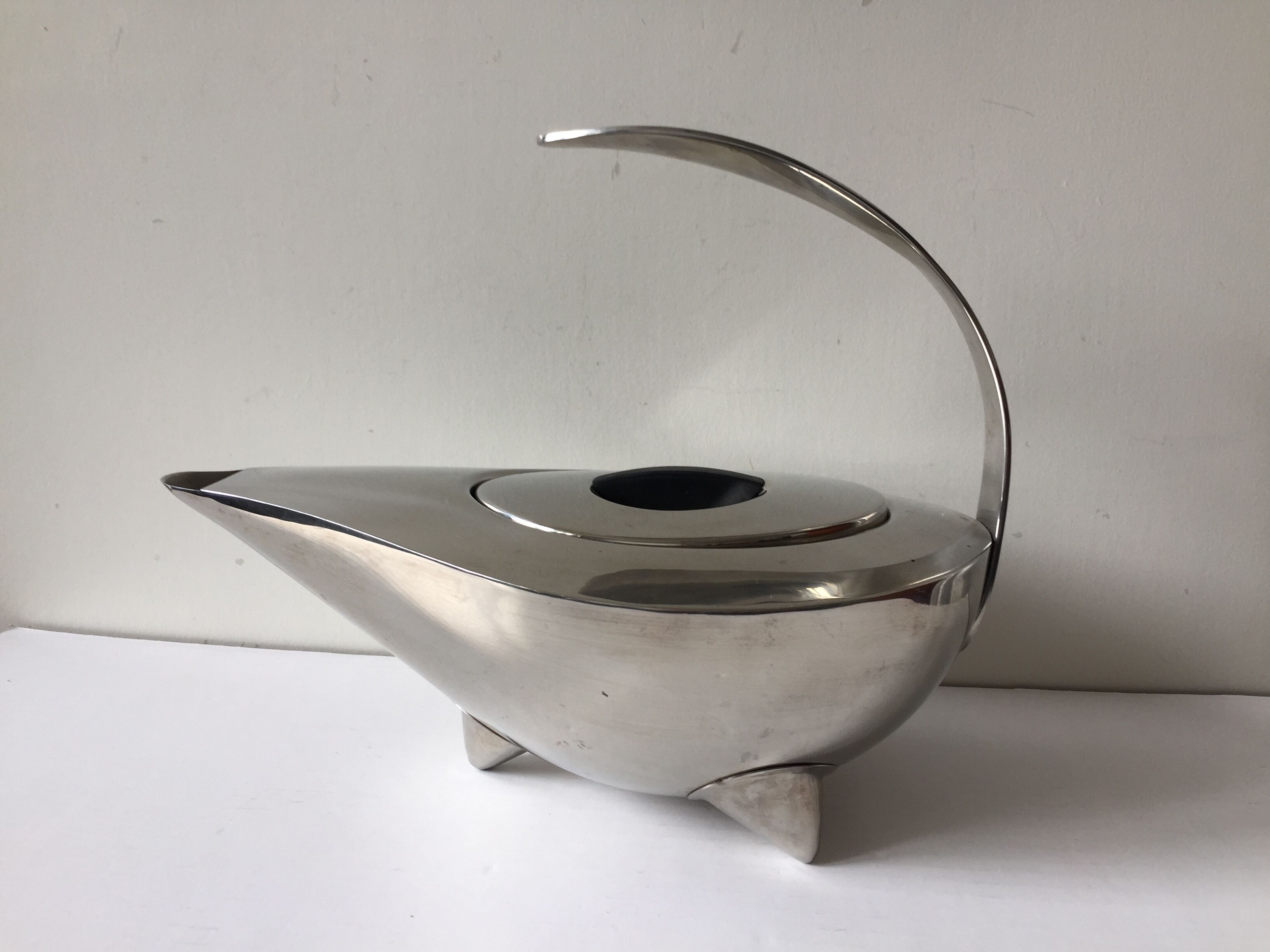 Modernist teapot Danish design 1980's