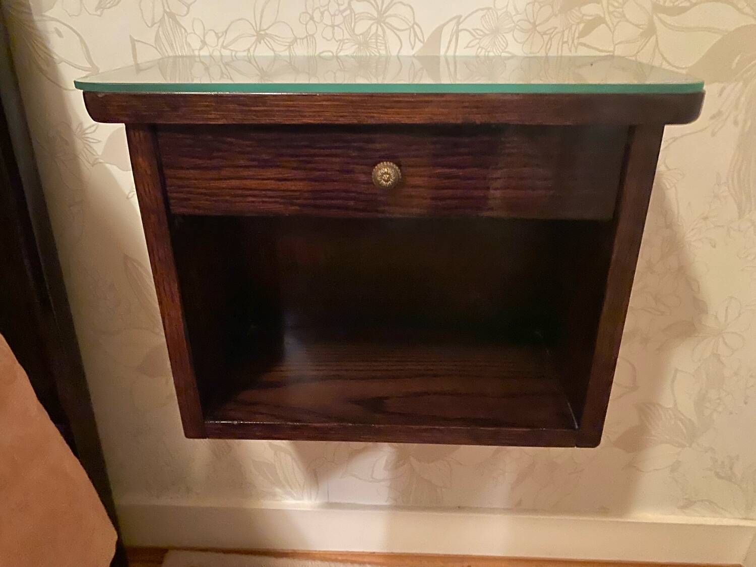 Art Deco bedroom set in walnut burl and marble