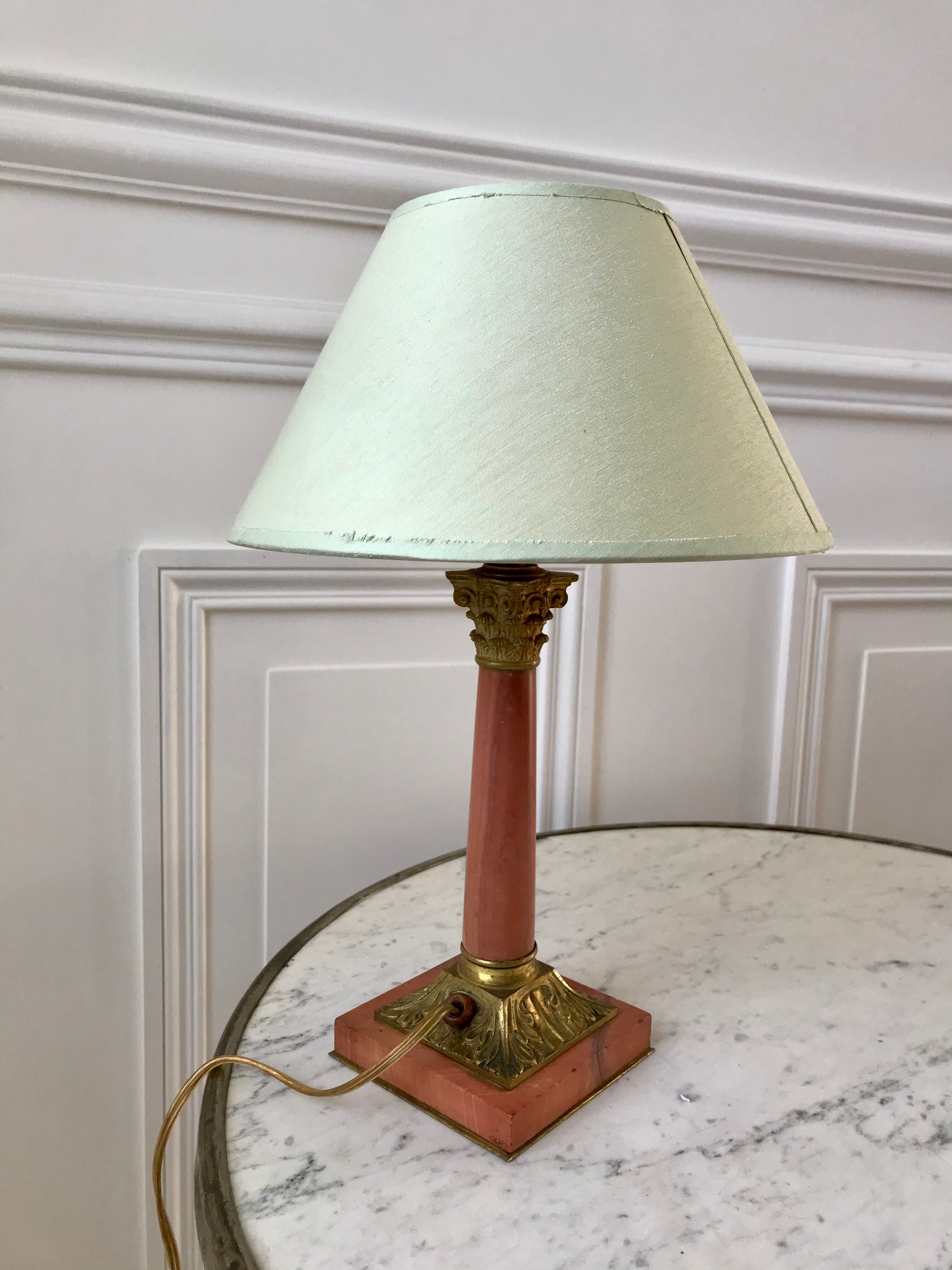 Pink lamp in marble and bronze years 30-40