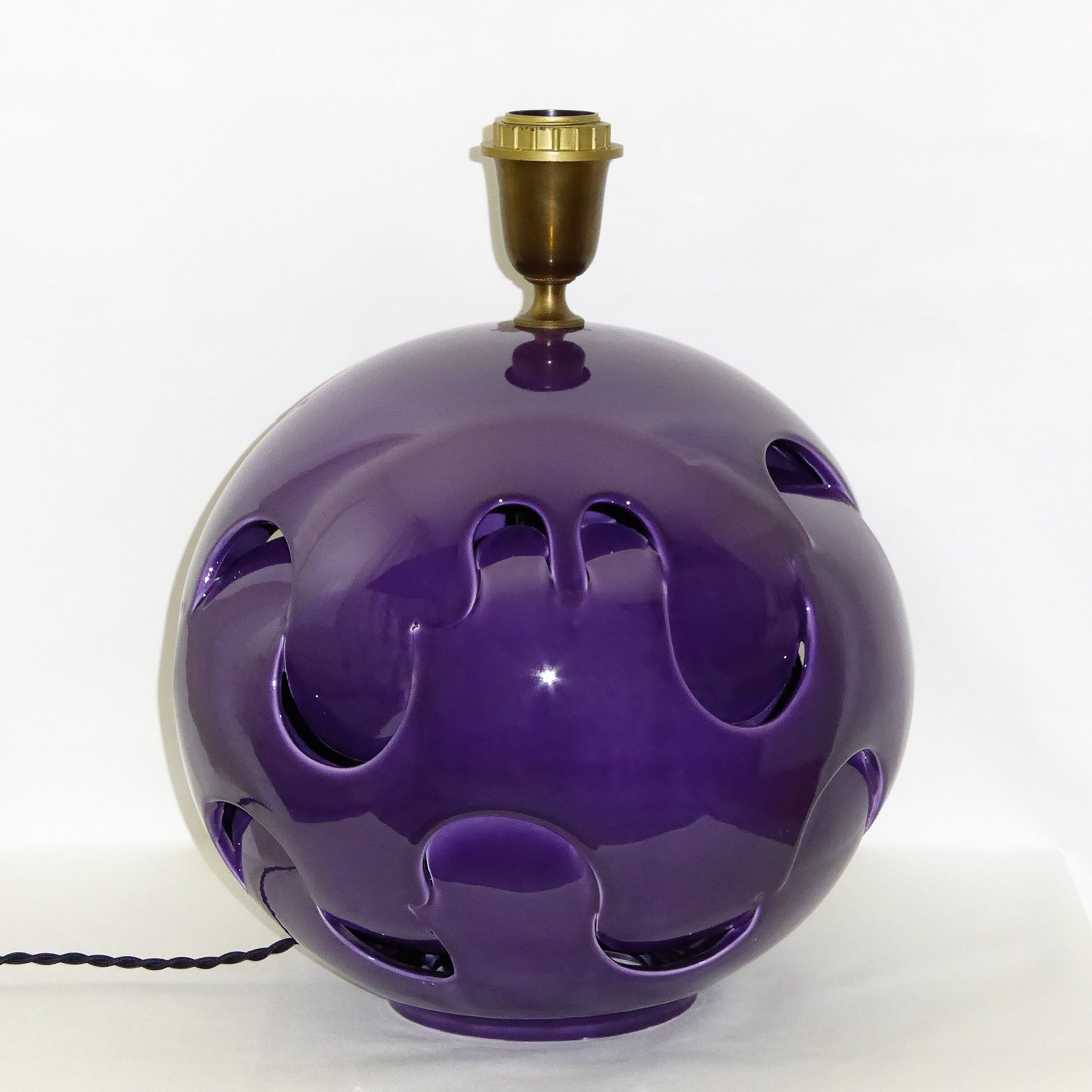 Plum shaped ceramic ball lamp, 1970