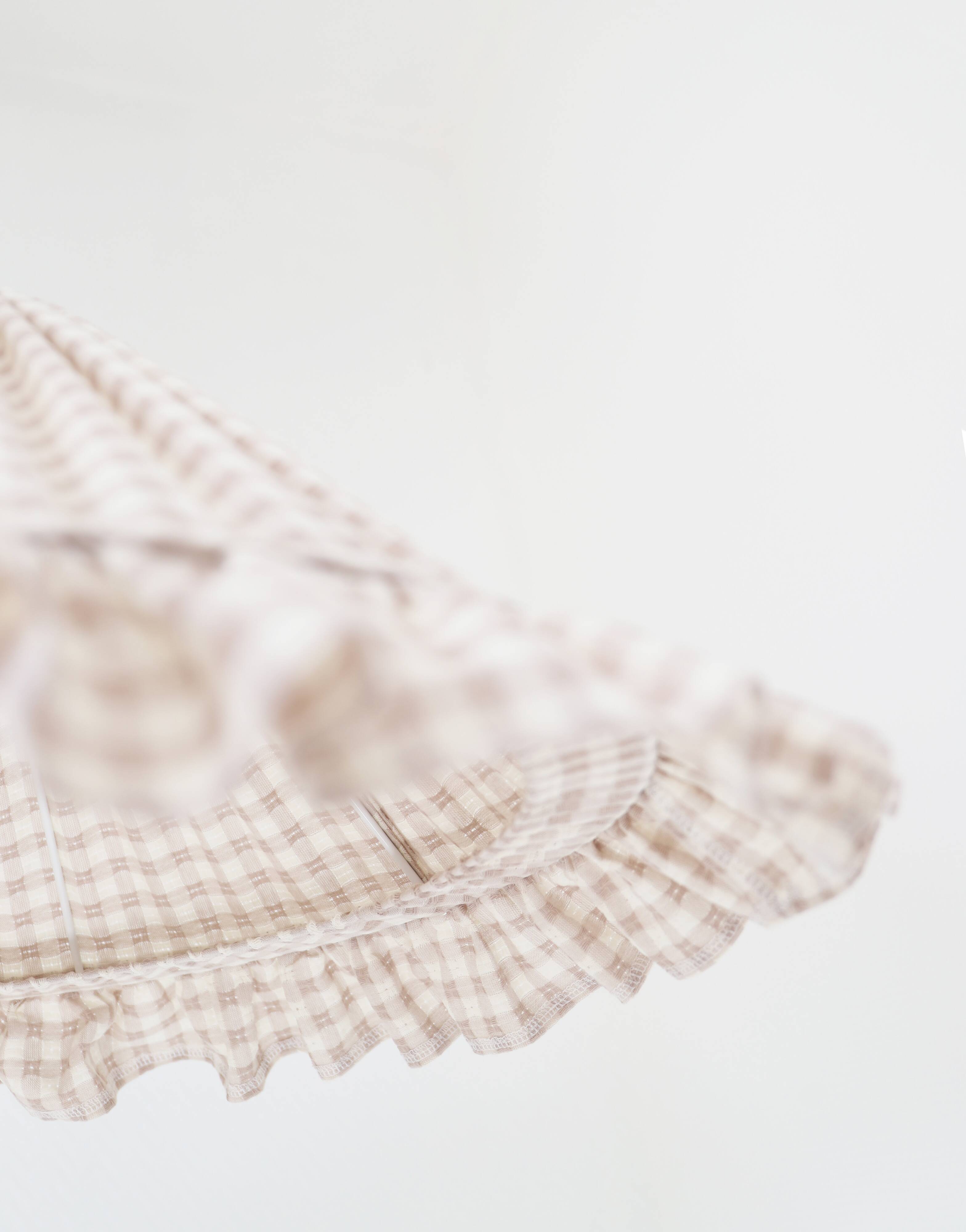 Emilia "small squares" conical suspension with steering wheel