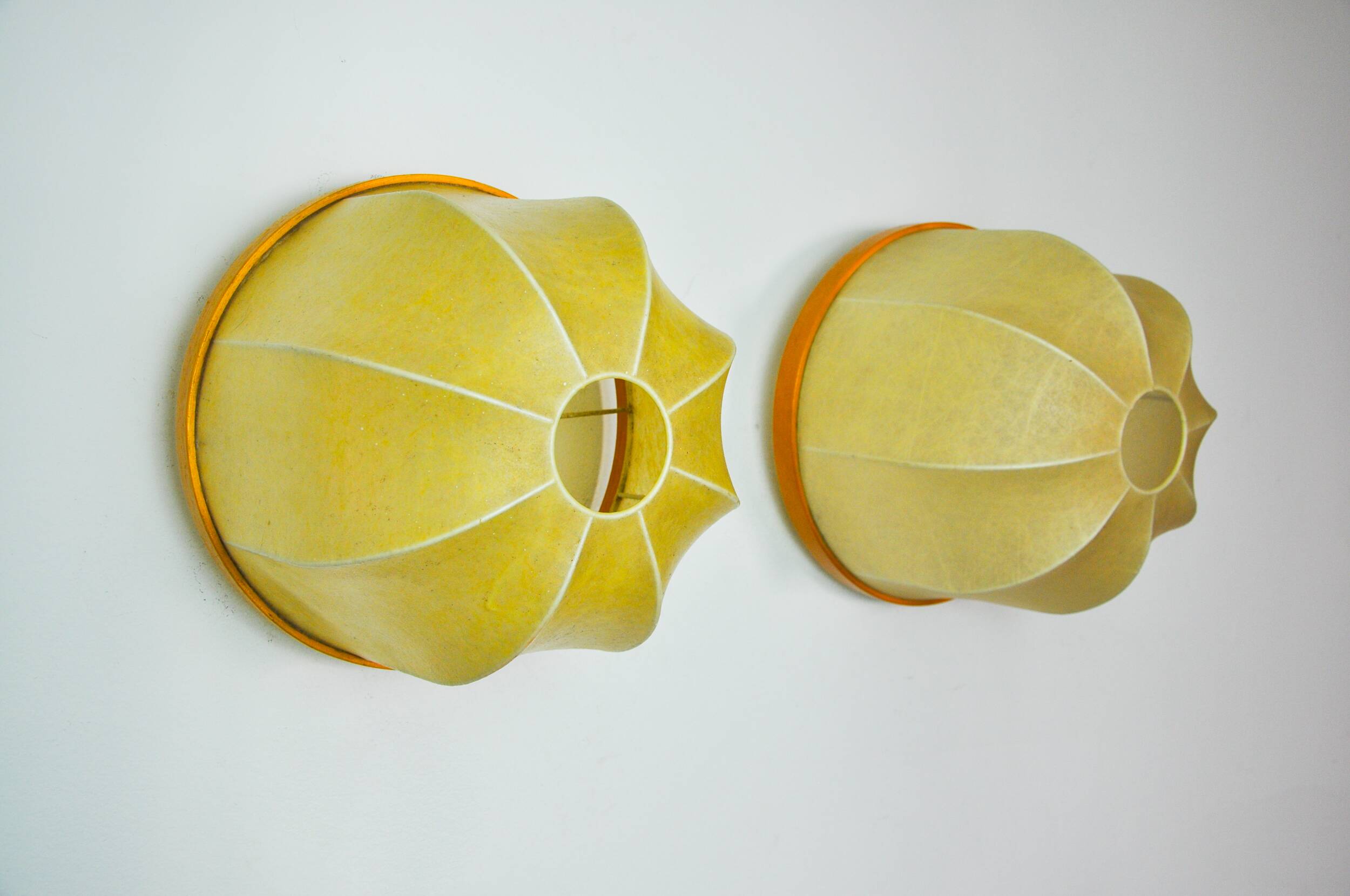 PAIR OF XL "COCOON" WALL LIGHTS, RESIN AND PINE, ITALY, 1970