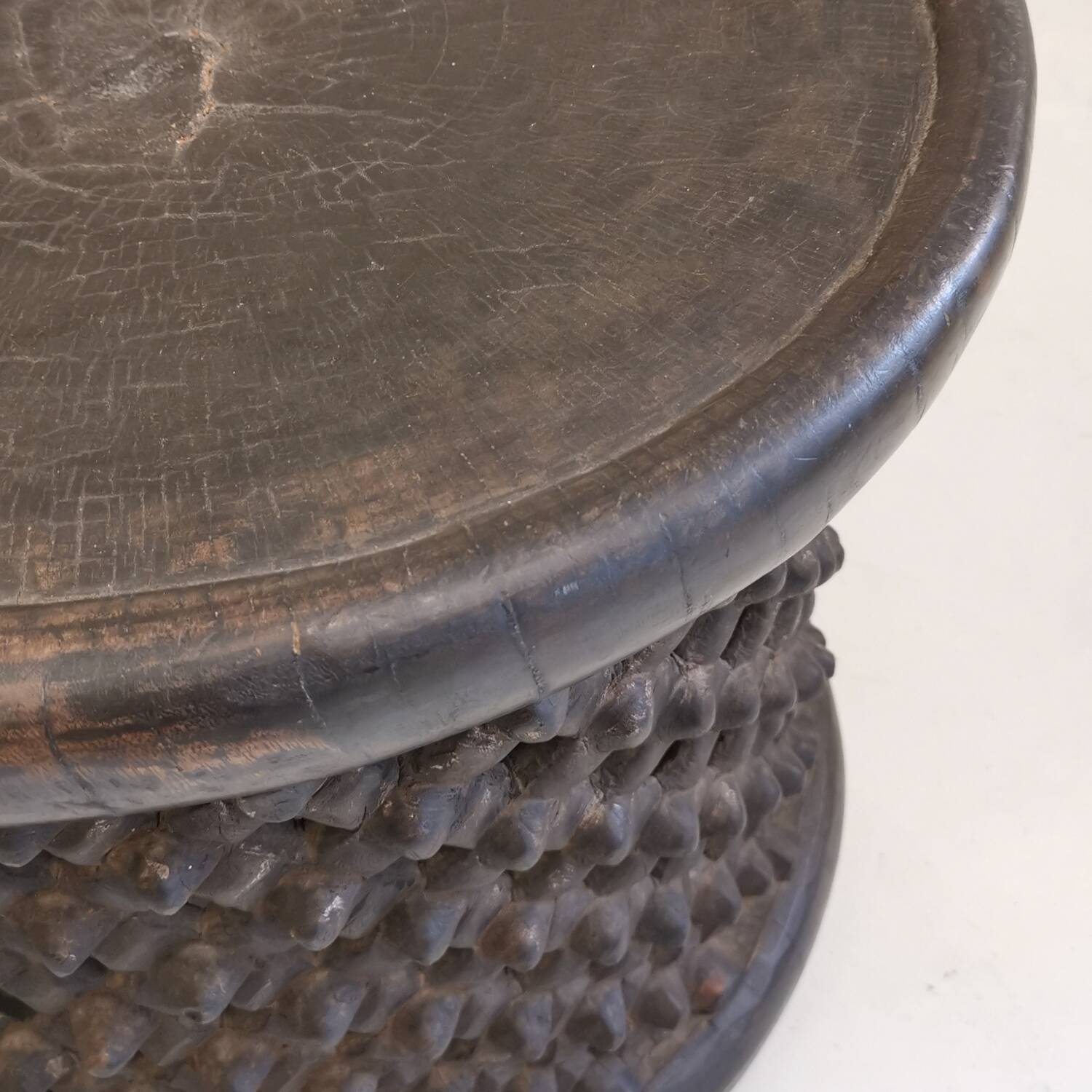 Bamileke African Art wooden coffee table / stool