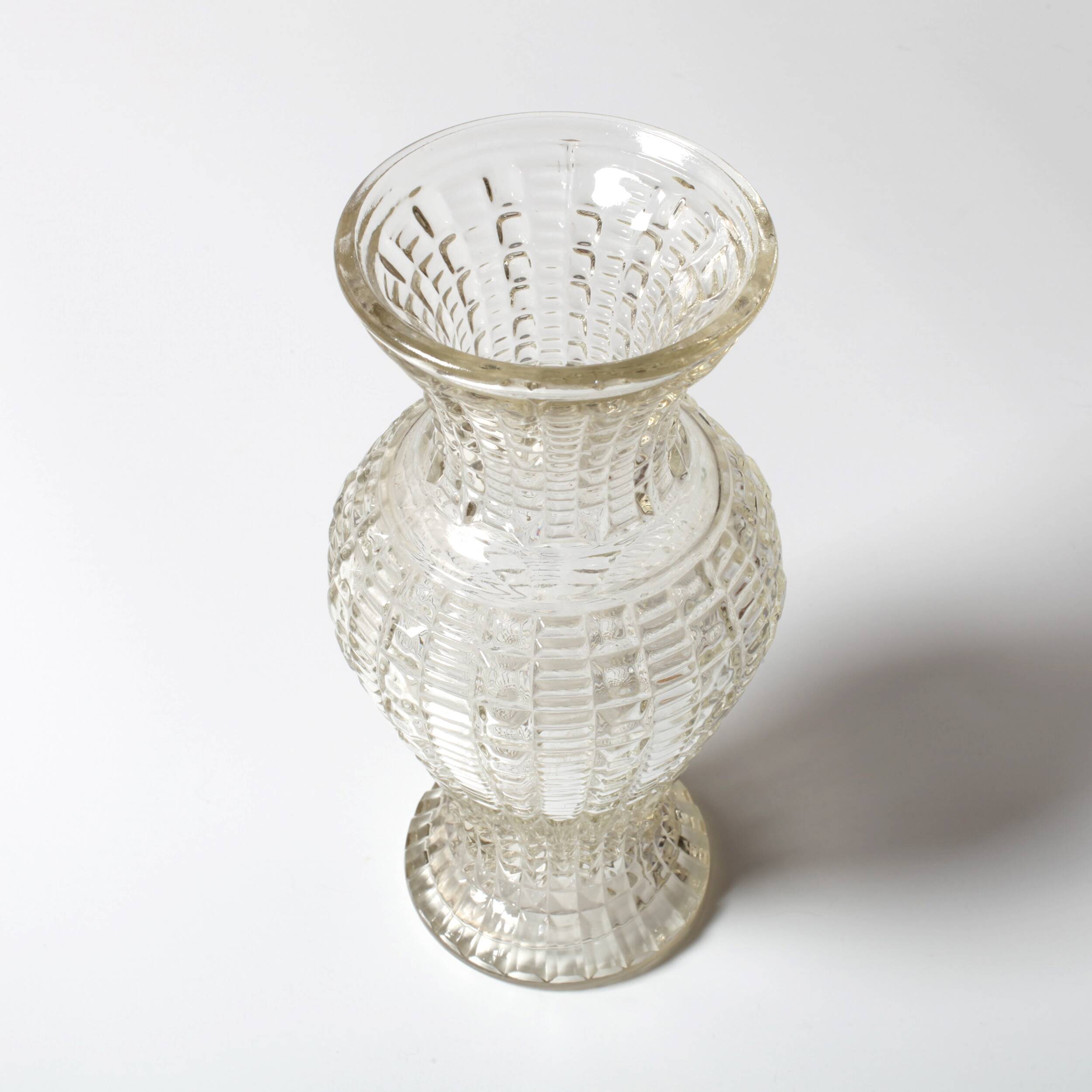 Art Deco Glass Vase: Mid-Century Fidenza Italian Design