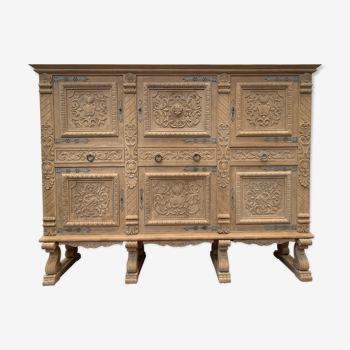 Renaissance style sideboard in solid oak XX century