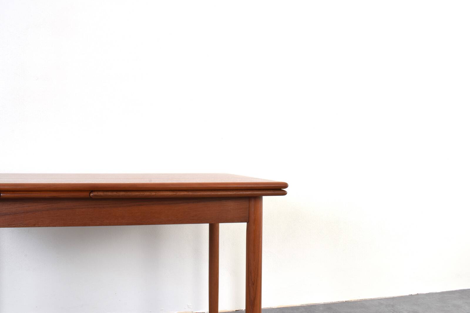 Mid-Century Danish Teak Extendable Dining Table, 1960s.