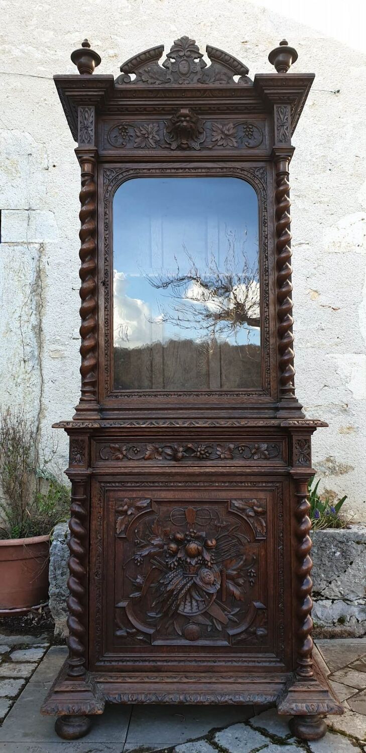 Bookcase showcase in carved oak 19th century