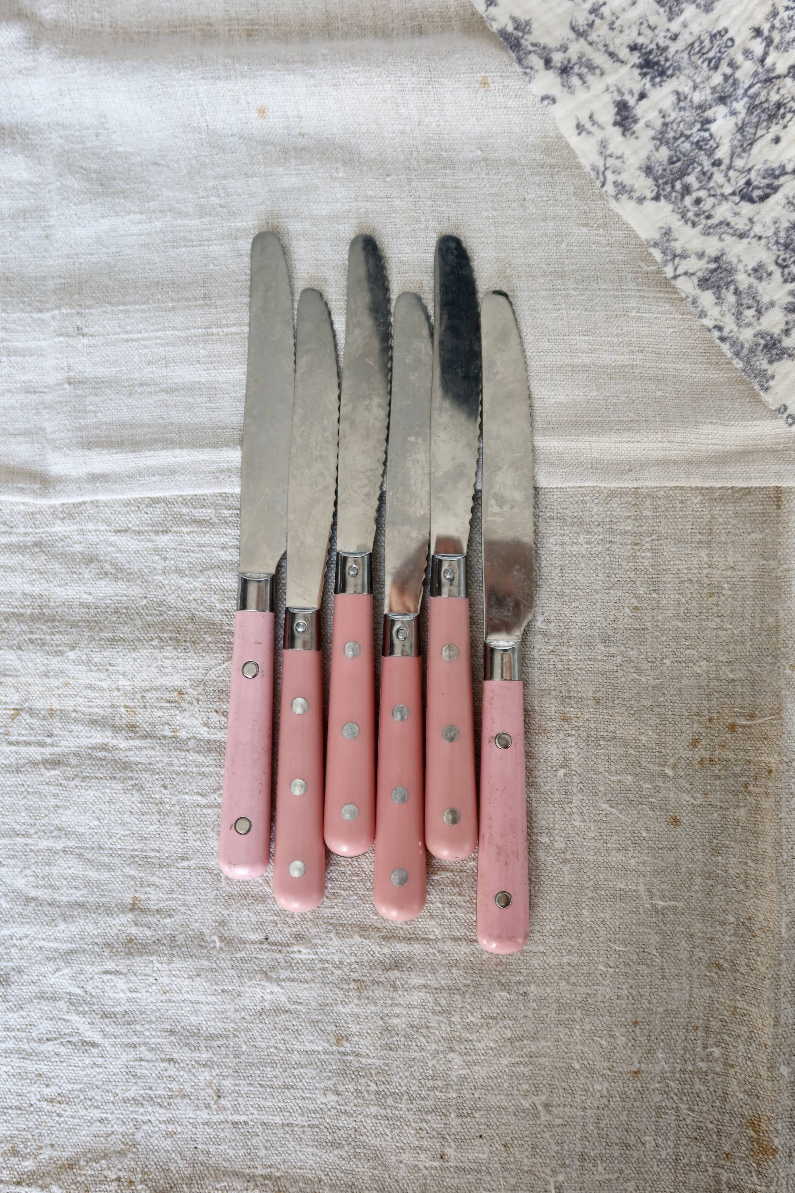 Vintage pink knives
