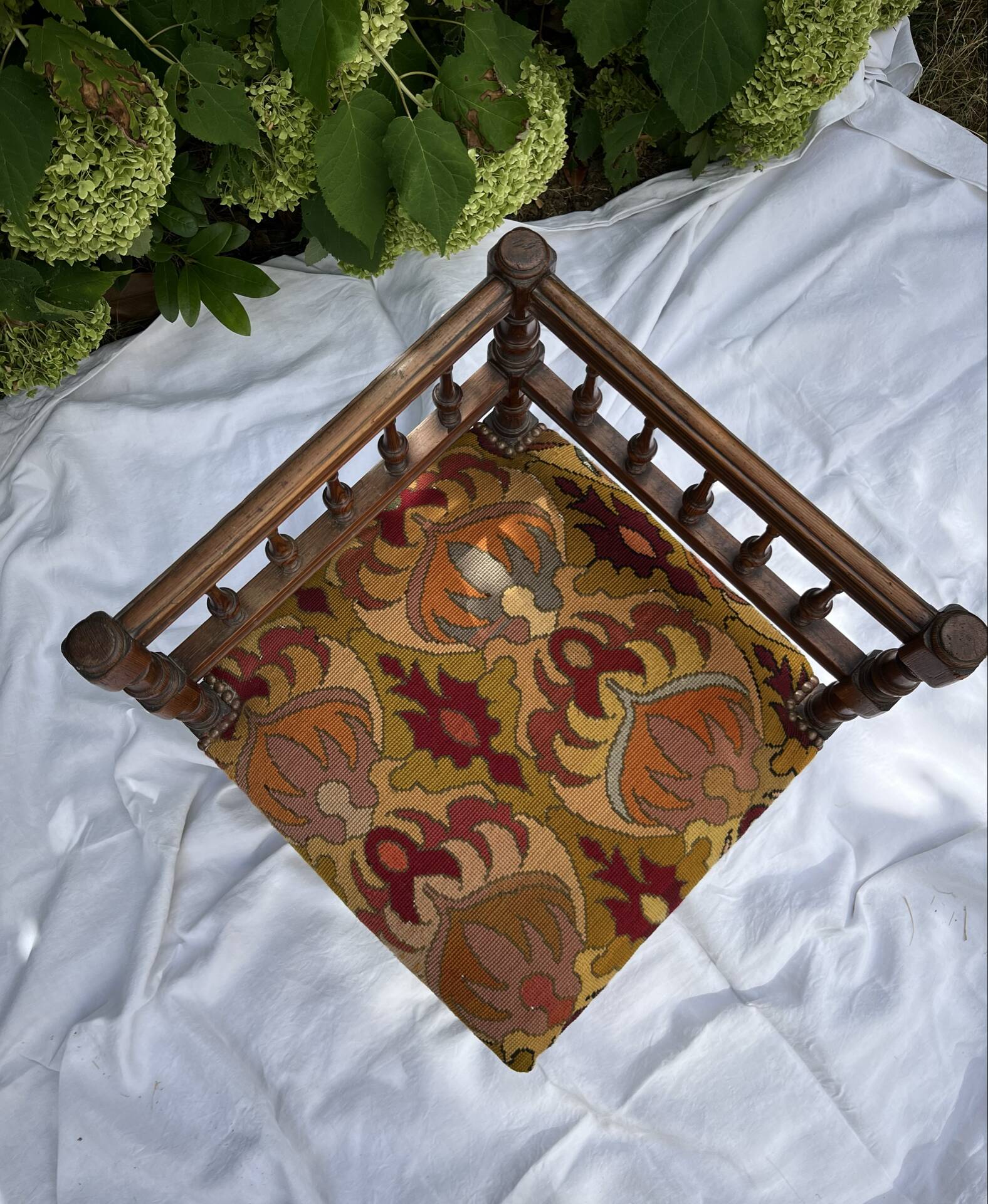 Antique corner chair