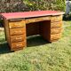 Bureau en bois plateau vinyle rouge