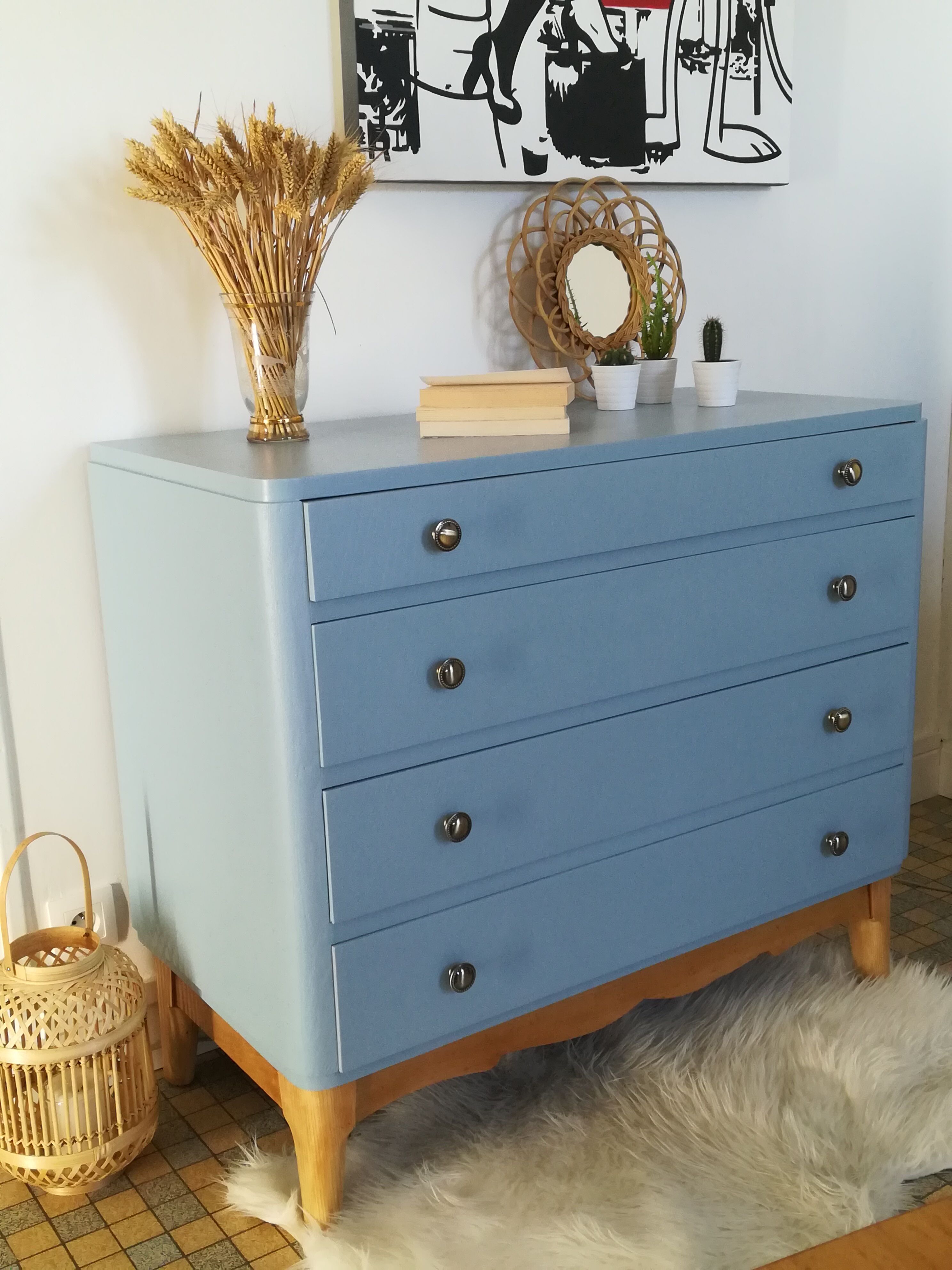 Vintage dresser with folding mirror 1950