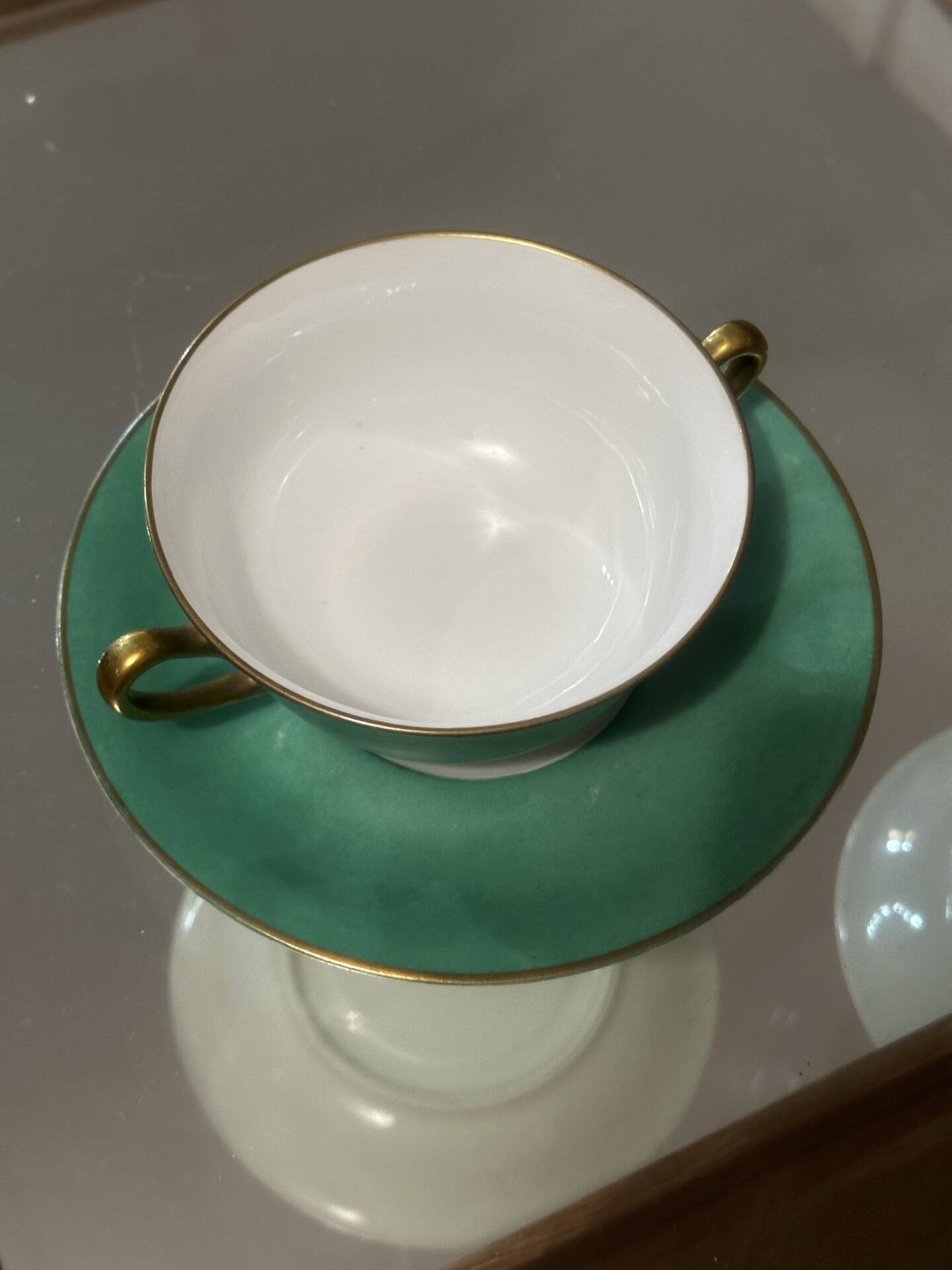 Service Art Déco de 6 tasses à double anses en porcelaine de Limoges