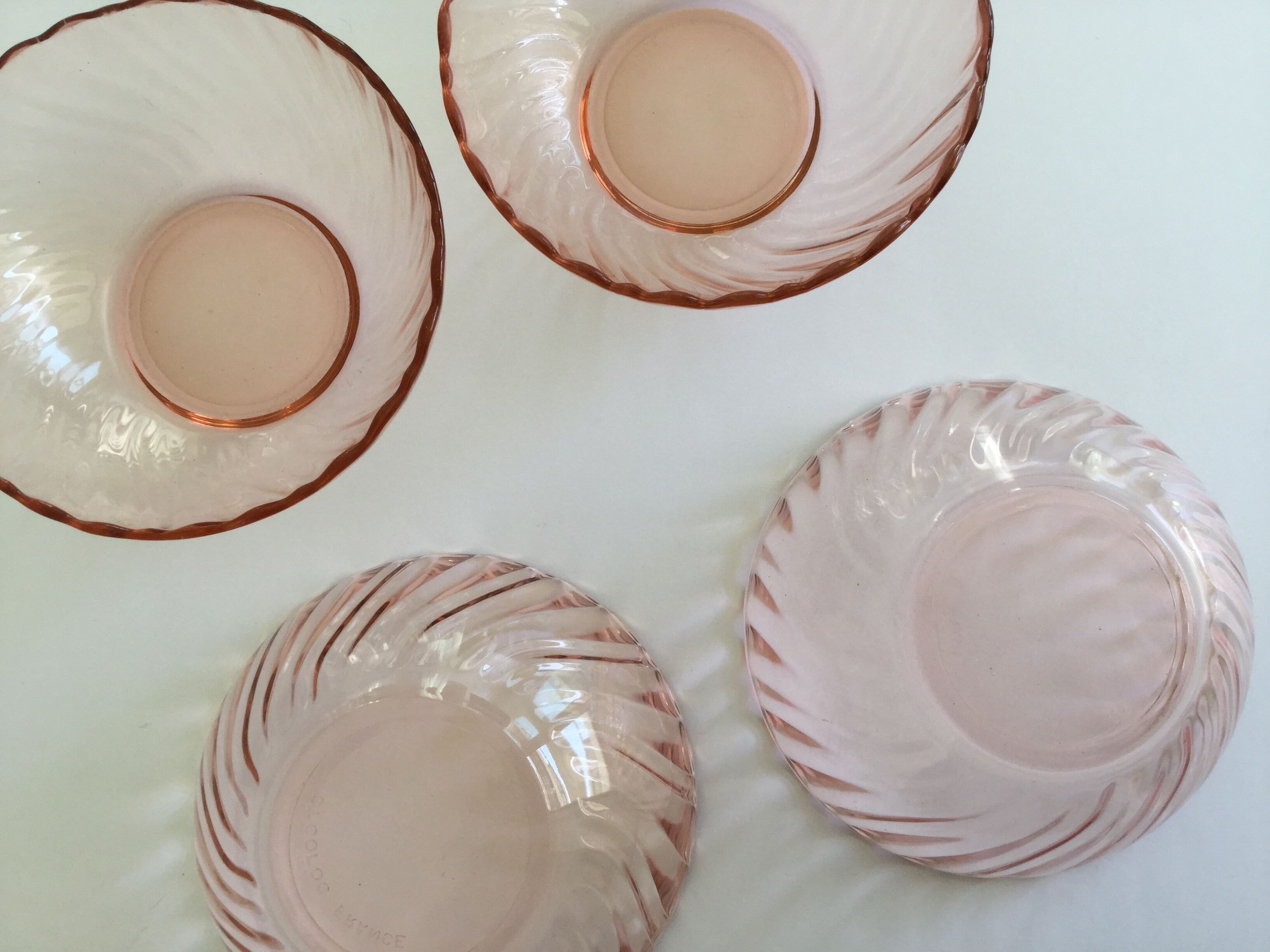 Lot of 4 pink glass cups