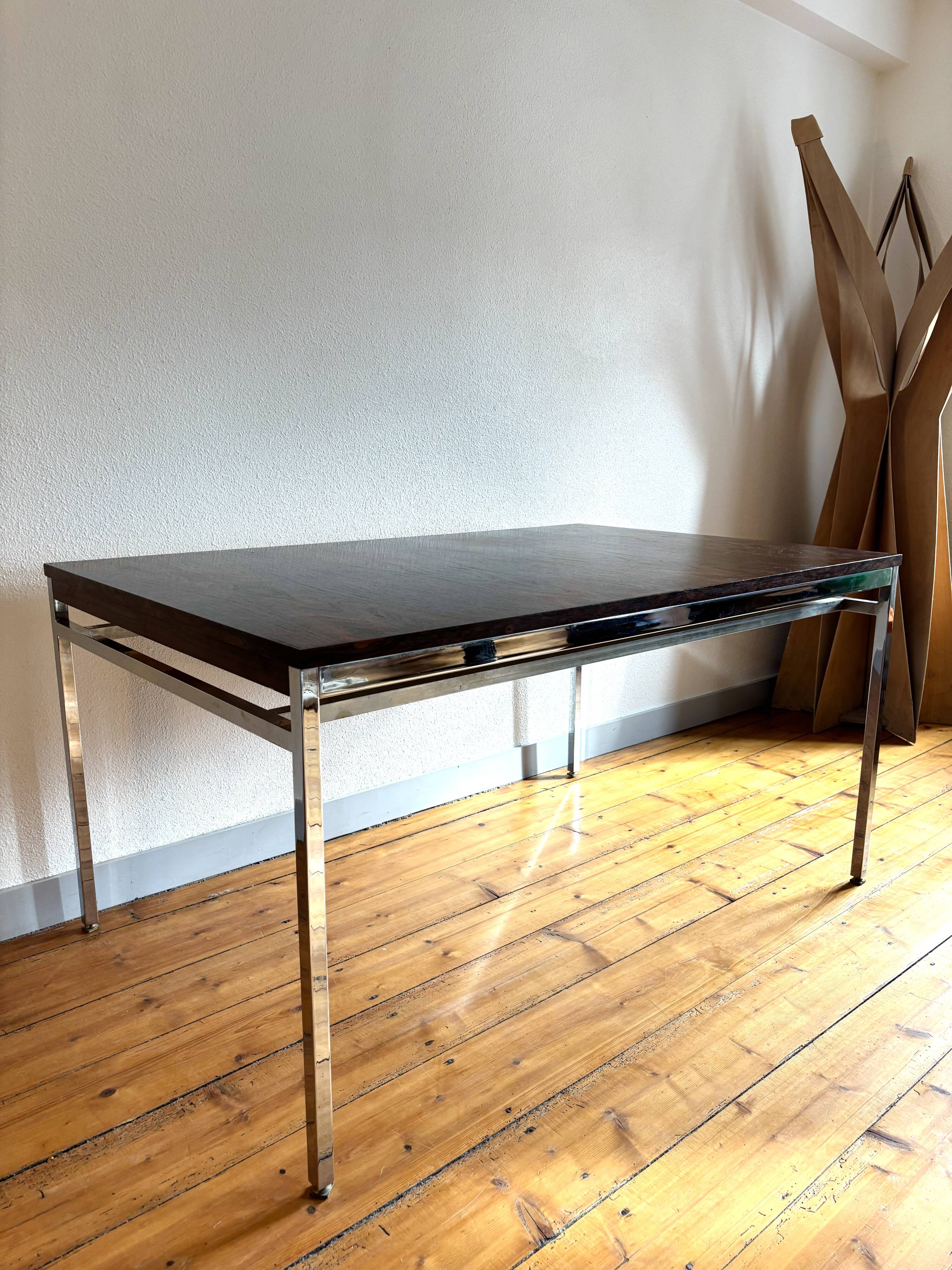 Extendable dining table by Luigi Bartolini, 1960