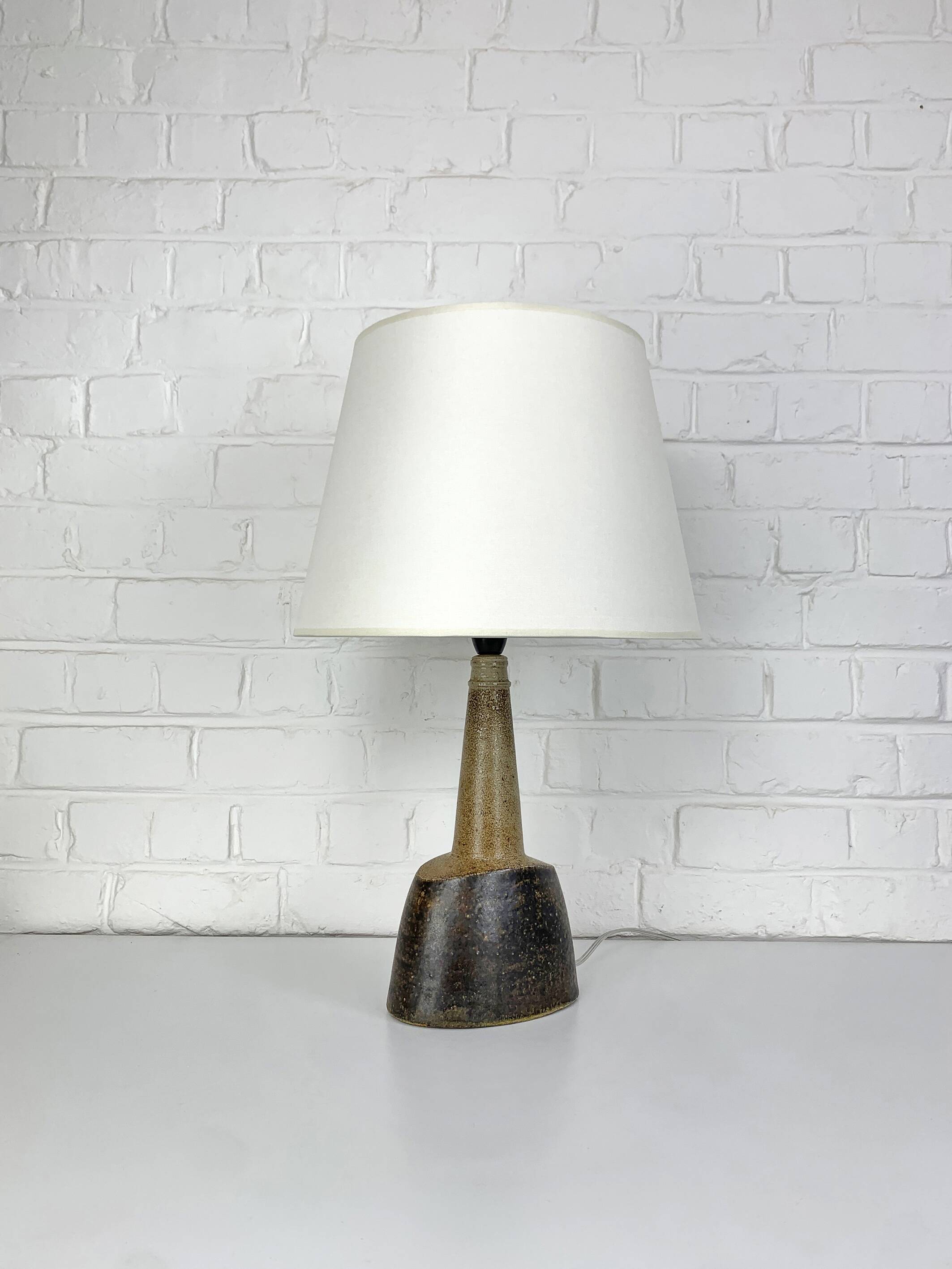Oval ceramic table lamp, Nils Kähler for HAK, Denmark, 1970
