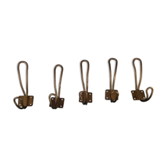 Lot of 5-door black industrial metal coat