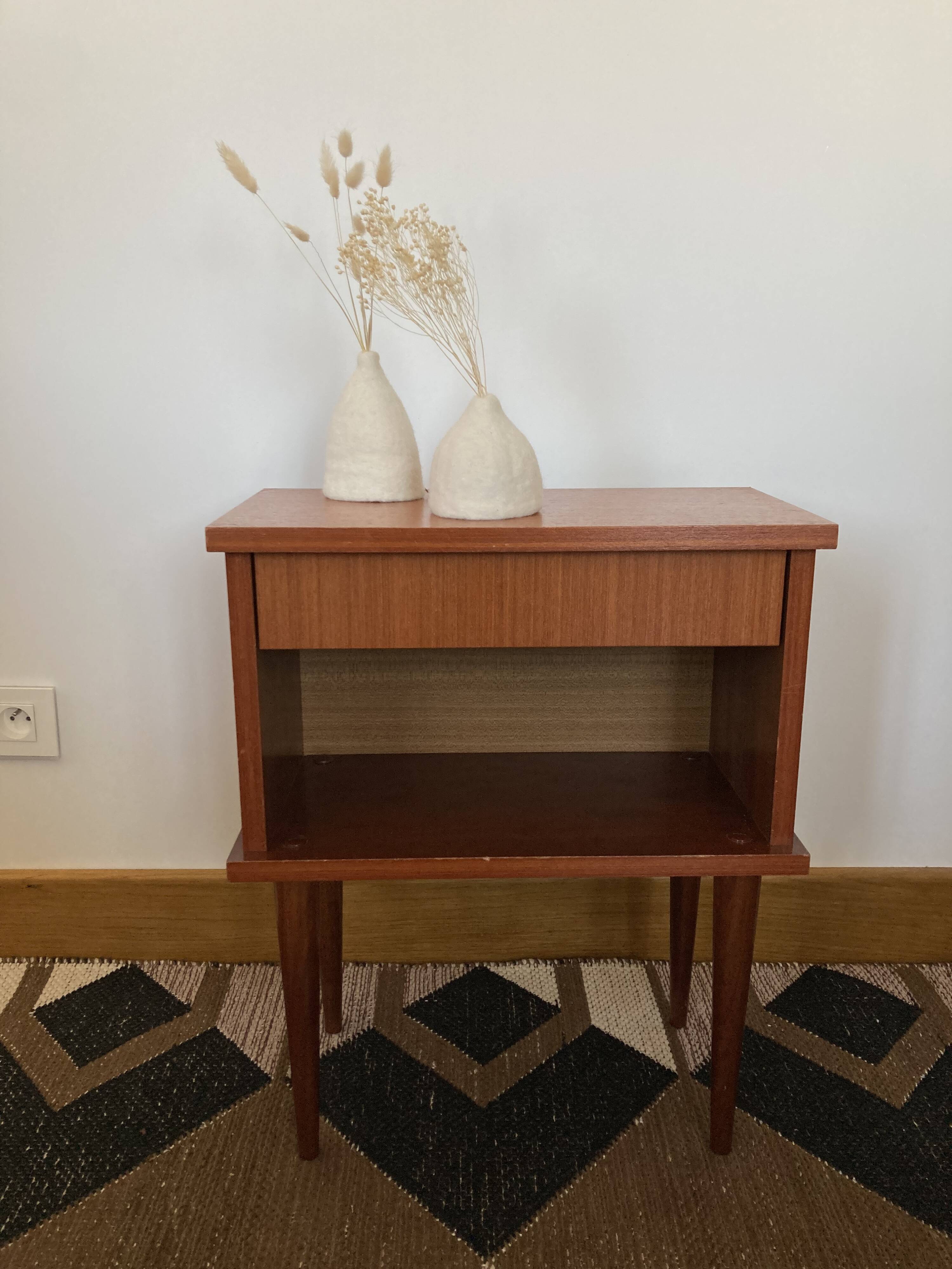 Bedside table compass legs