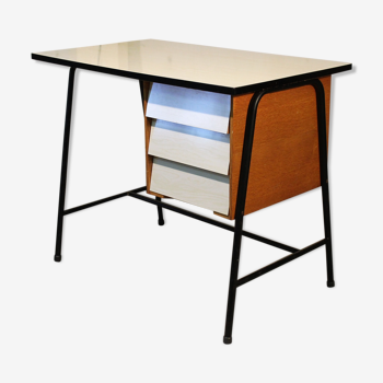 Bureau 1950