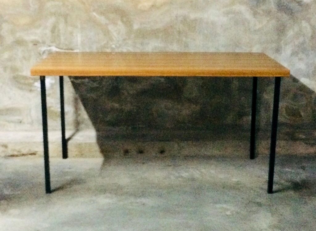 High table par Pierre Guariche for Meurop 60