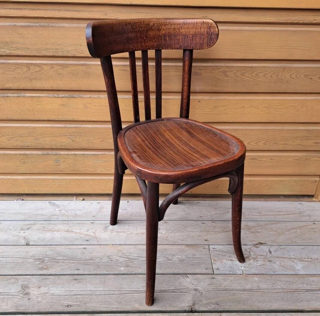 Lot de 25 chaises bistrot