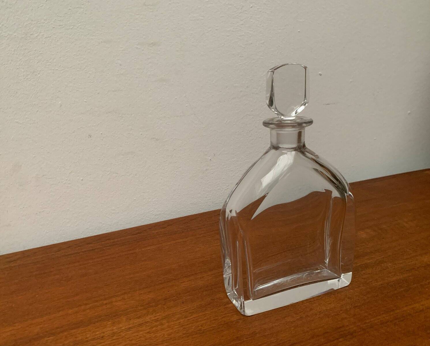 Bouteille en verre suédoise vintage d'Orrefors