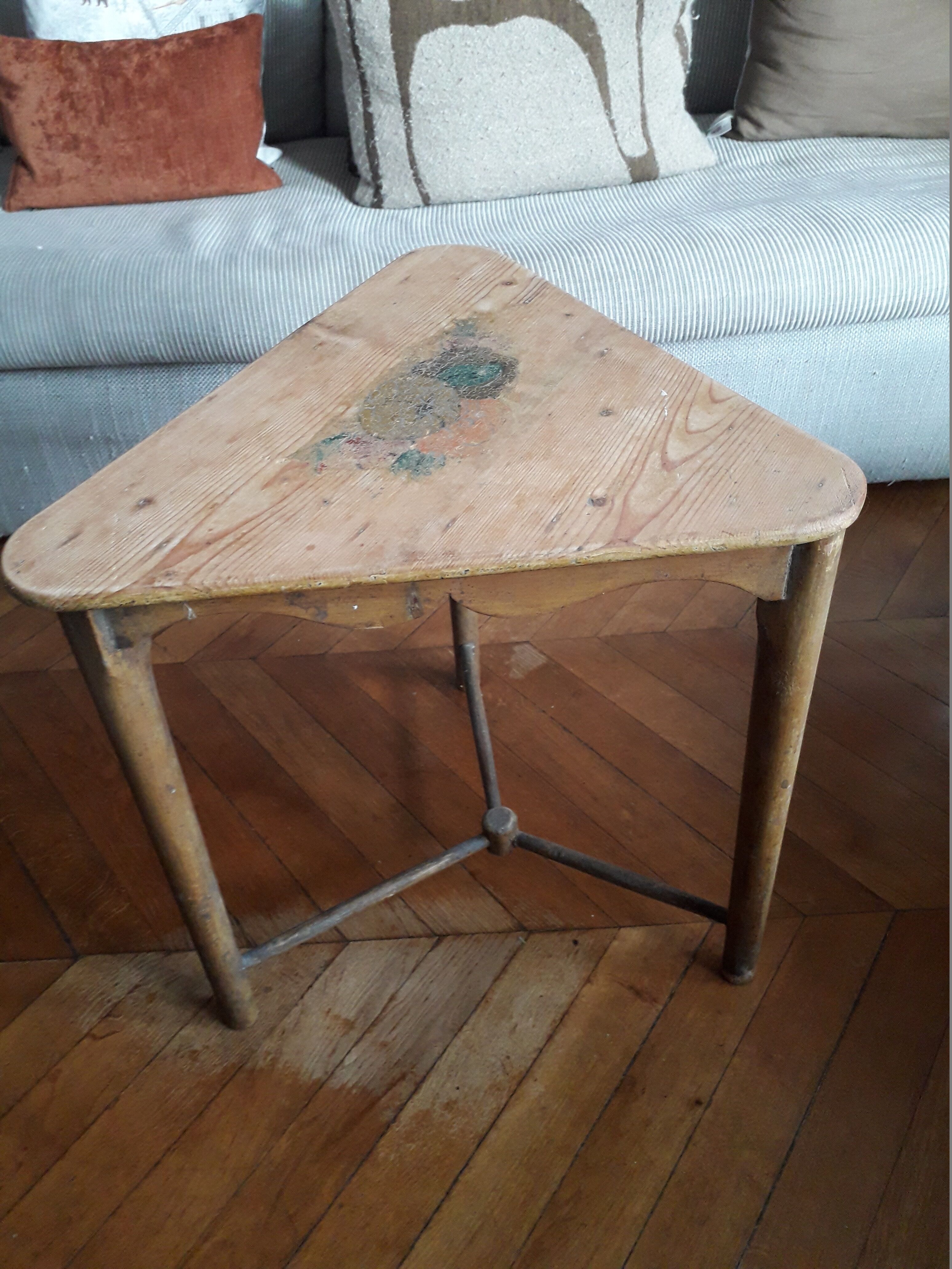 Vintage English side table from the 50s in pine