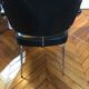 Fauteuil cuir noir et allu design 1960