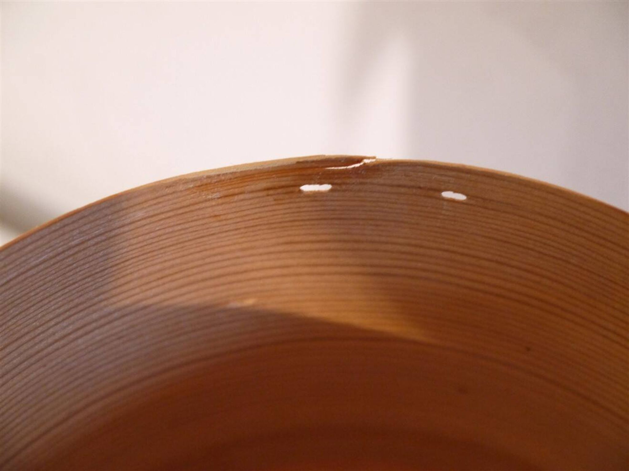 Lampe suedoise en bois 1970