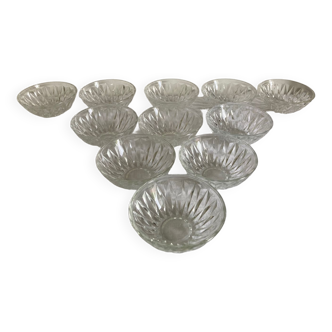Set of 11 dessert bowls