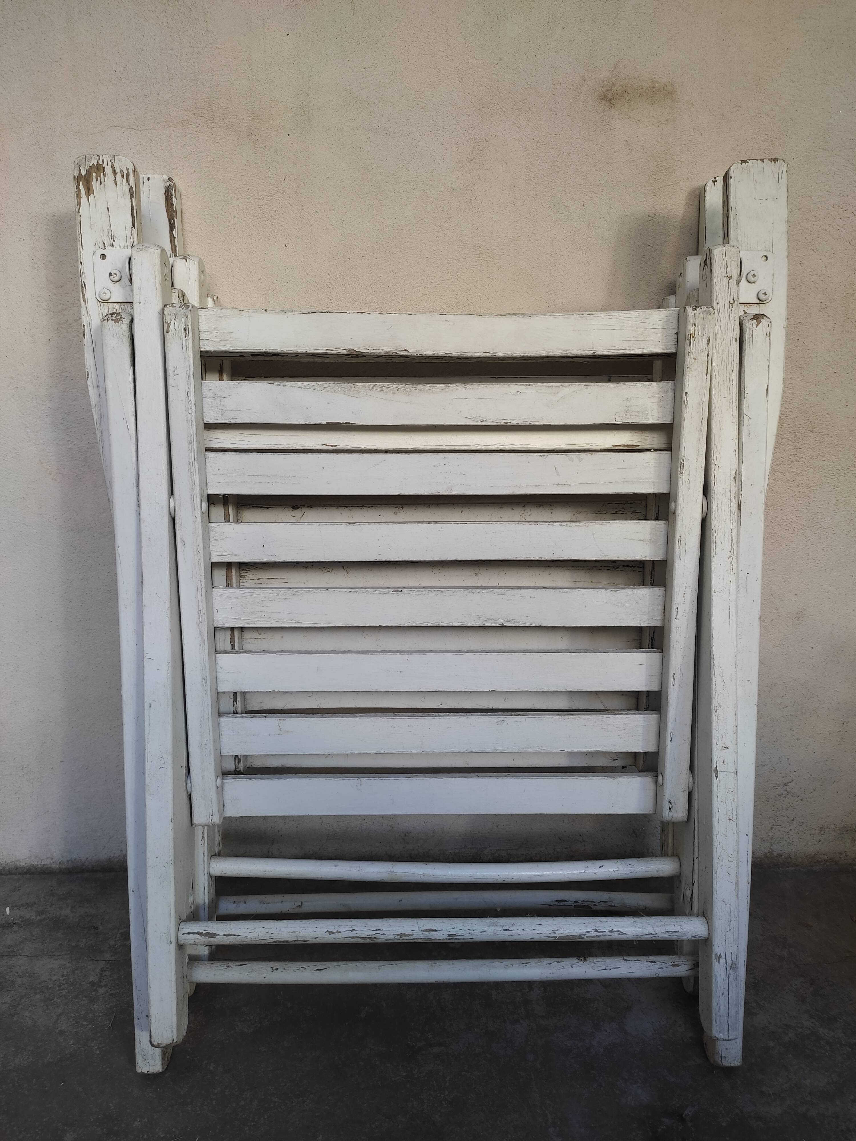 2 foldable garden chairs