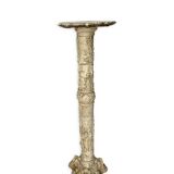 Piédestal chinois sculpté en faux ivoire