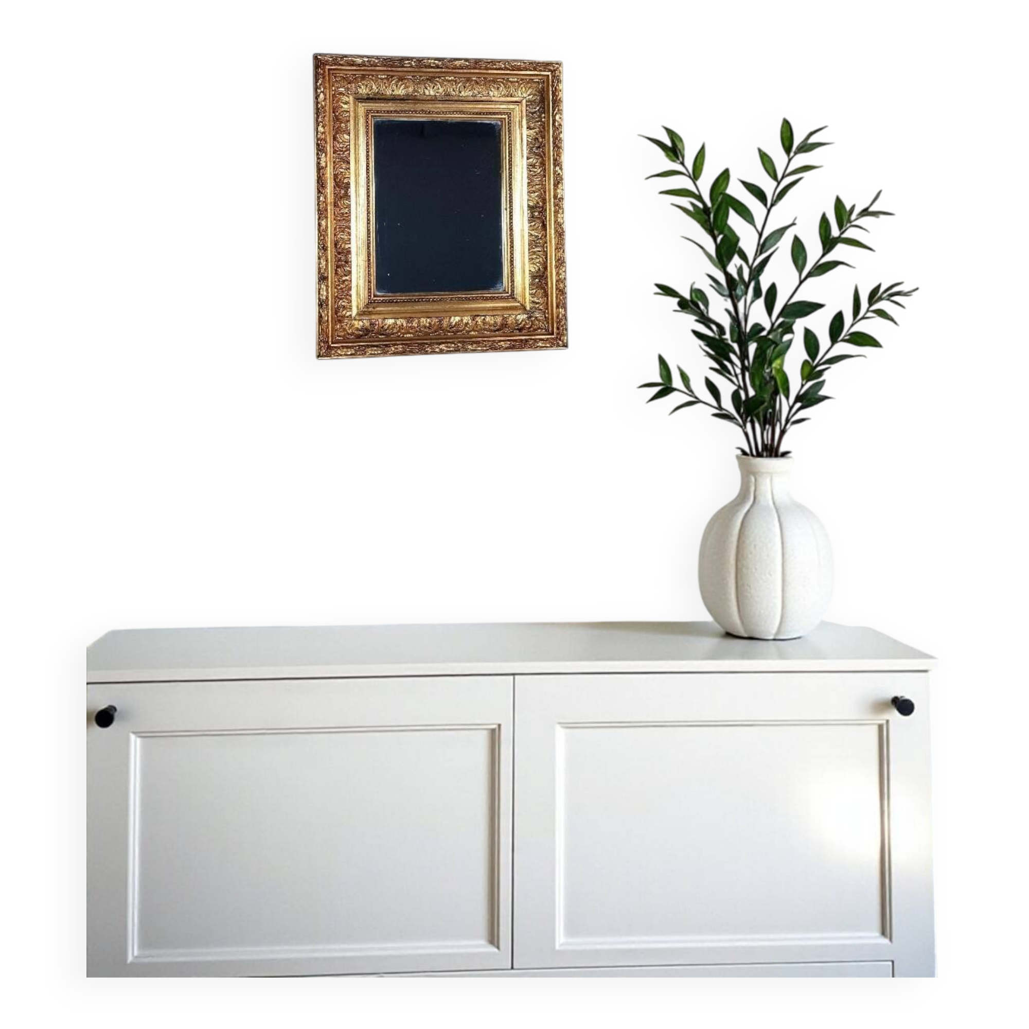 Mirror with antique beaded frame 36x30.5 cm gilded stucco wood C680 S