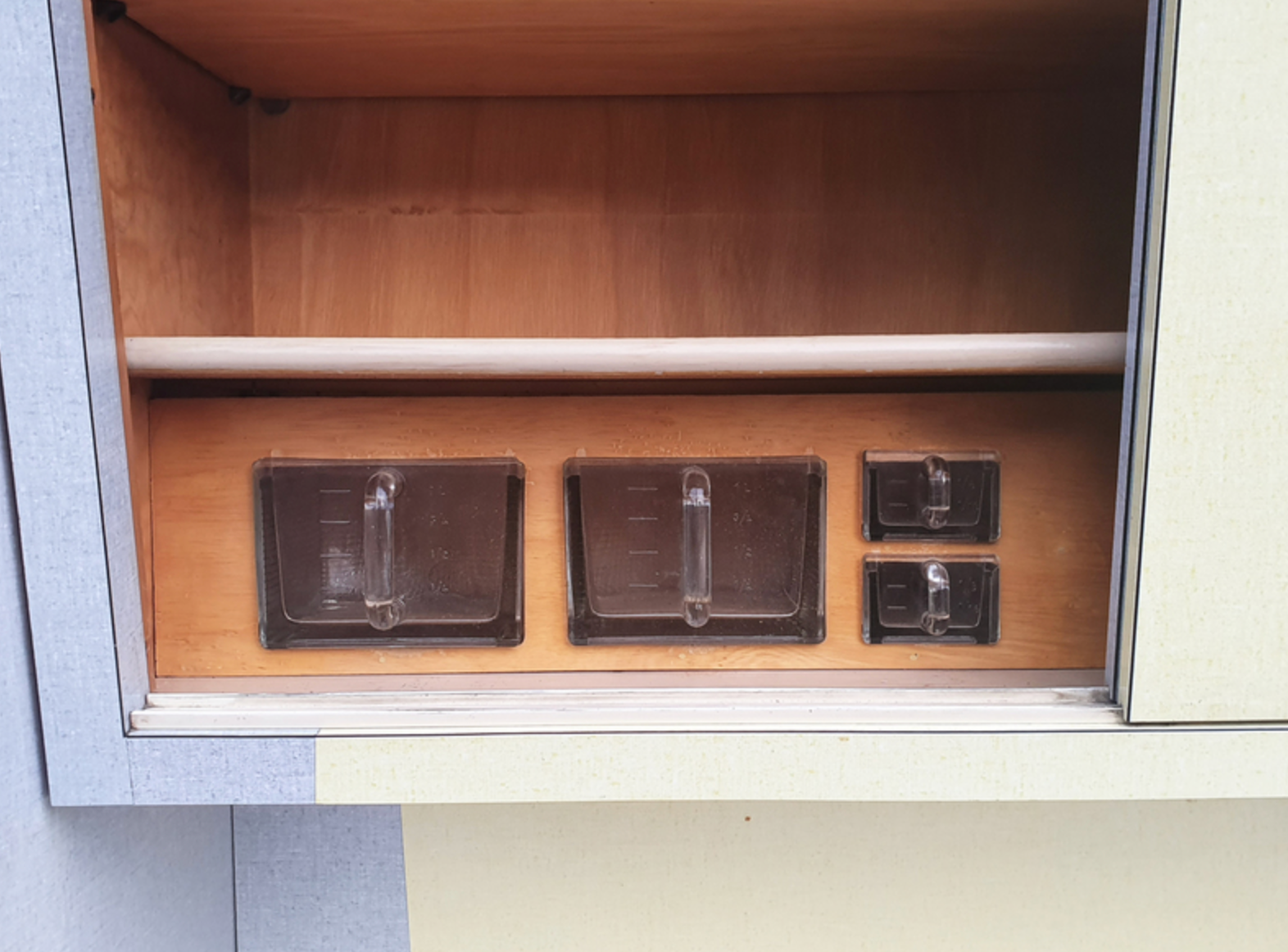 Yellow and grey formica buffet, Plastilux, vintage, 60s