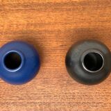 Small minimalist round vases from a mid-century pottery studio by Hildegard and Peter Delius for Hamelner Töpferei, 1960s, set of 2.