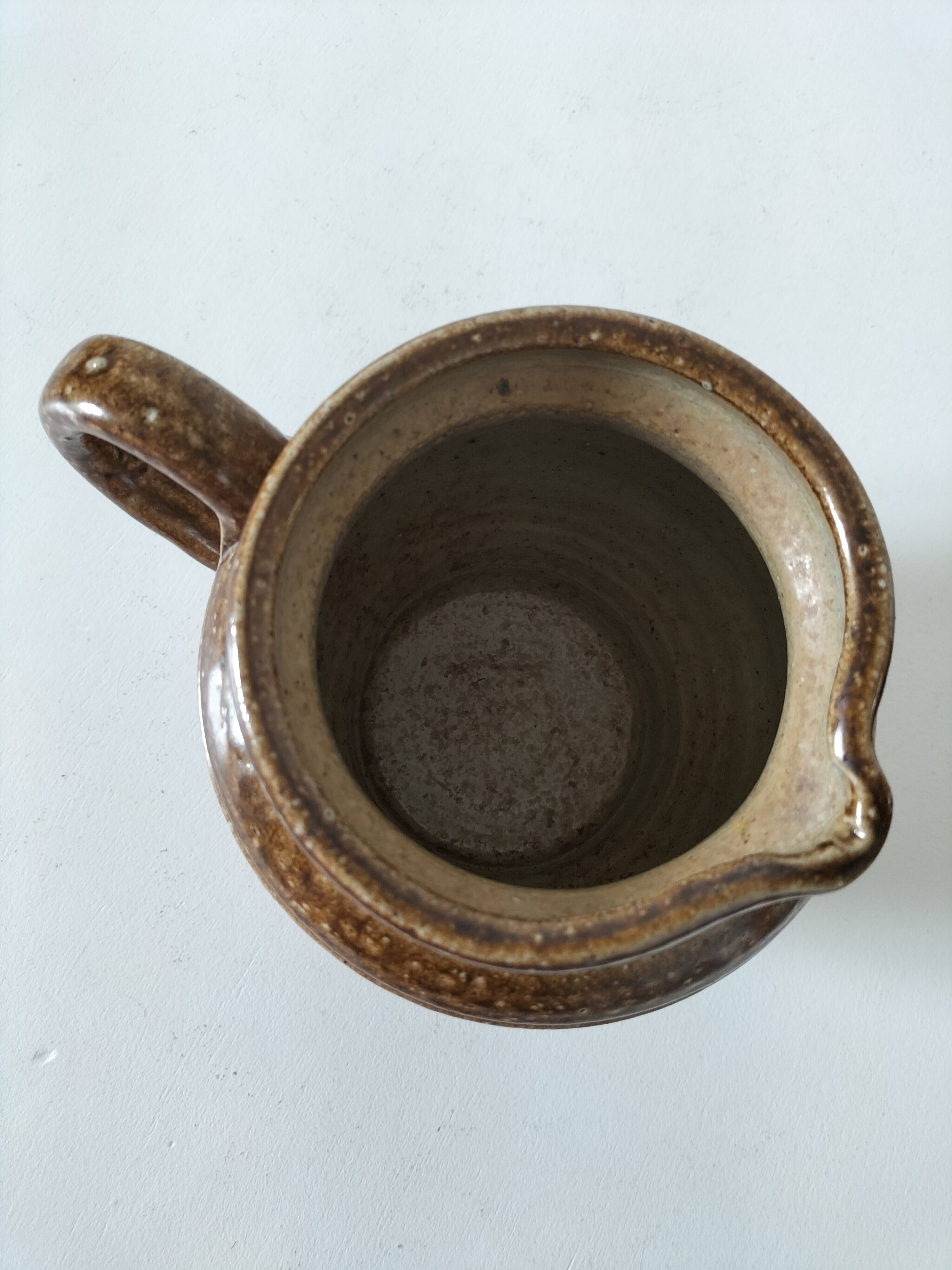 Glazed stoneware jug – hand-painted decoration
