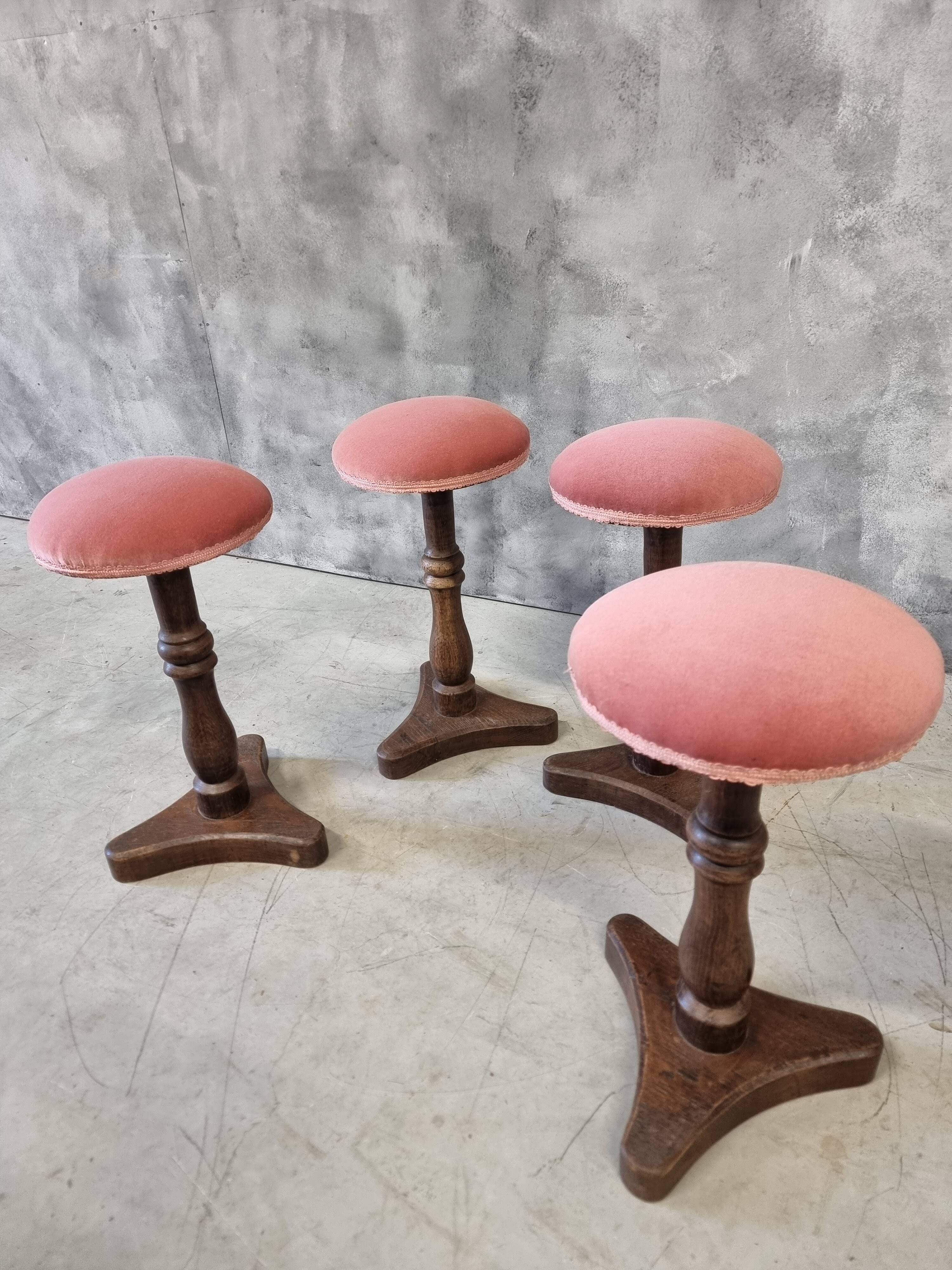 Set of antique stools old pink 1920s