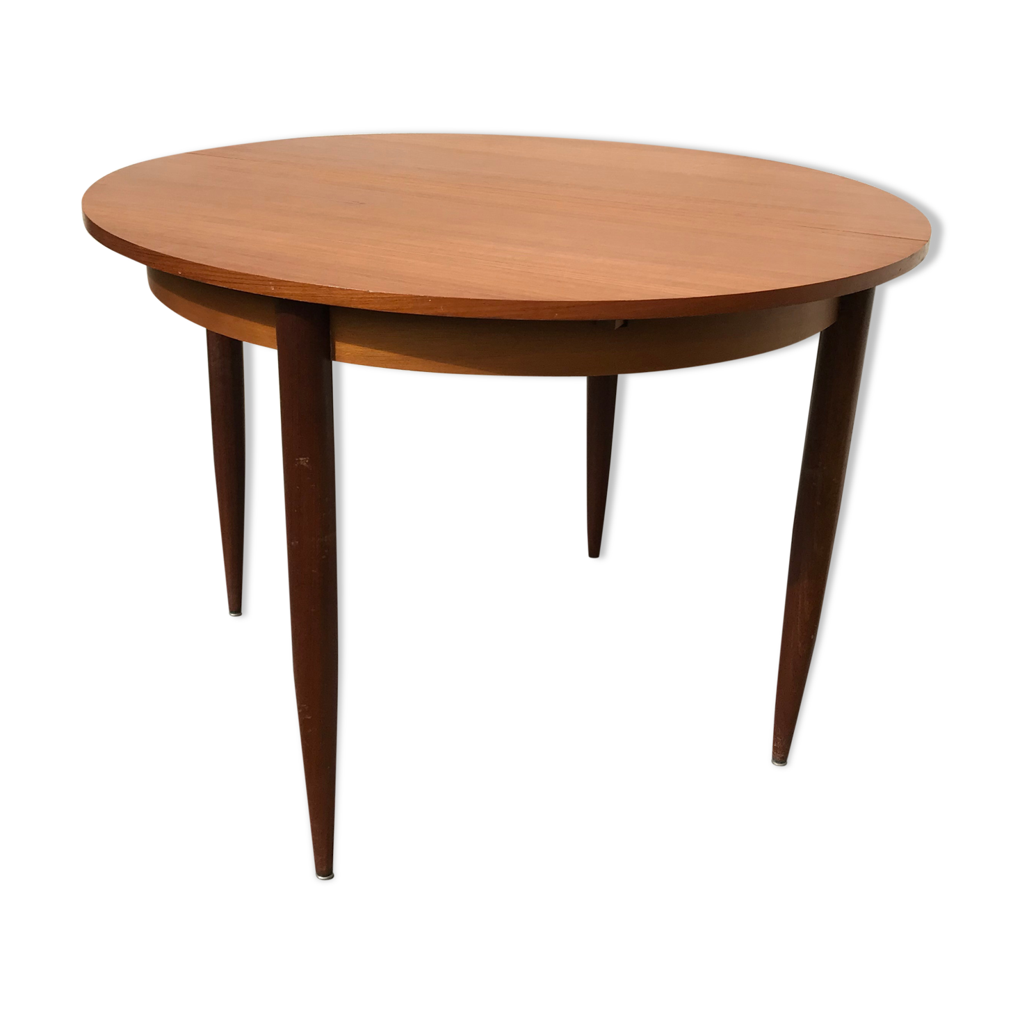 Vintage 1970 round table with extension cords