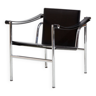 FAUTEUIL EN CUIR LC1 PAR LE CORBUSIER POUR CASSINA