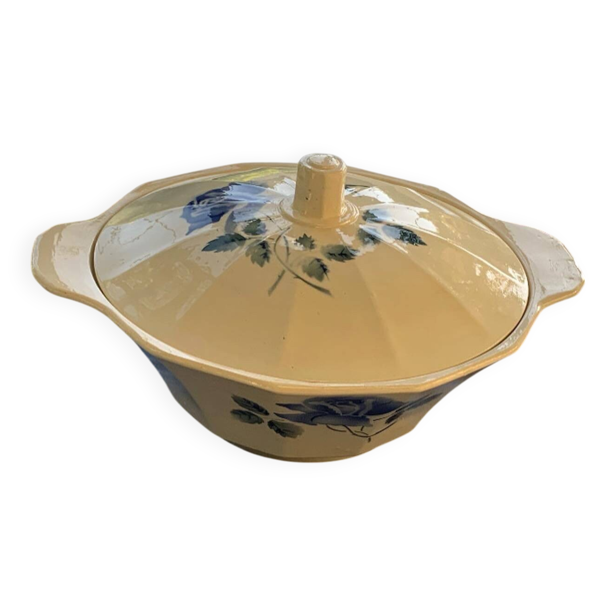 Digoin and Sarreguemines soup tureen, made in France, numbered, art deco