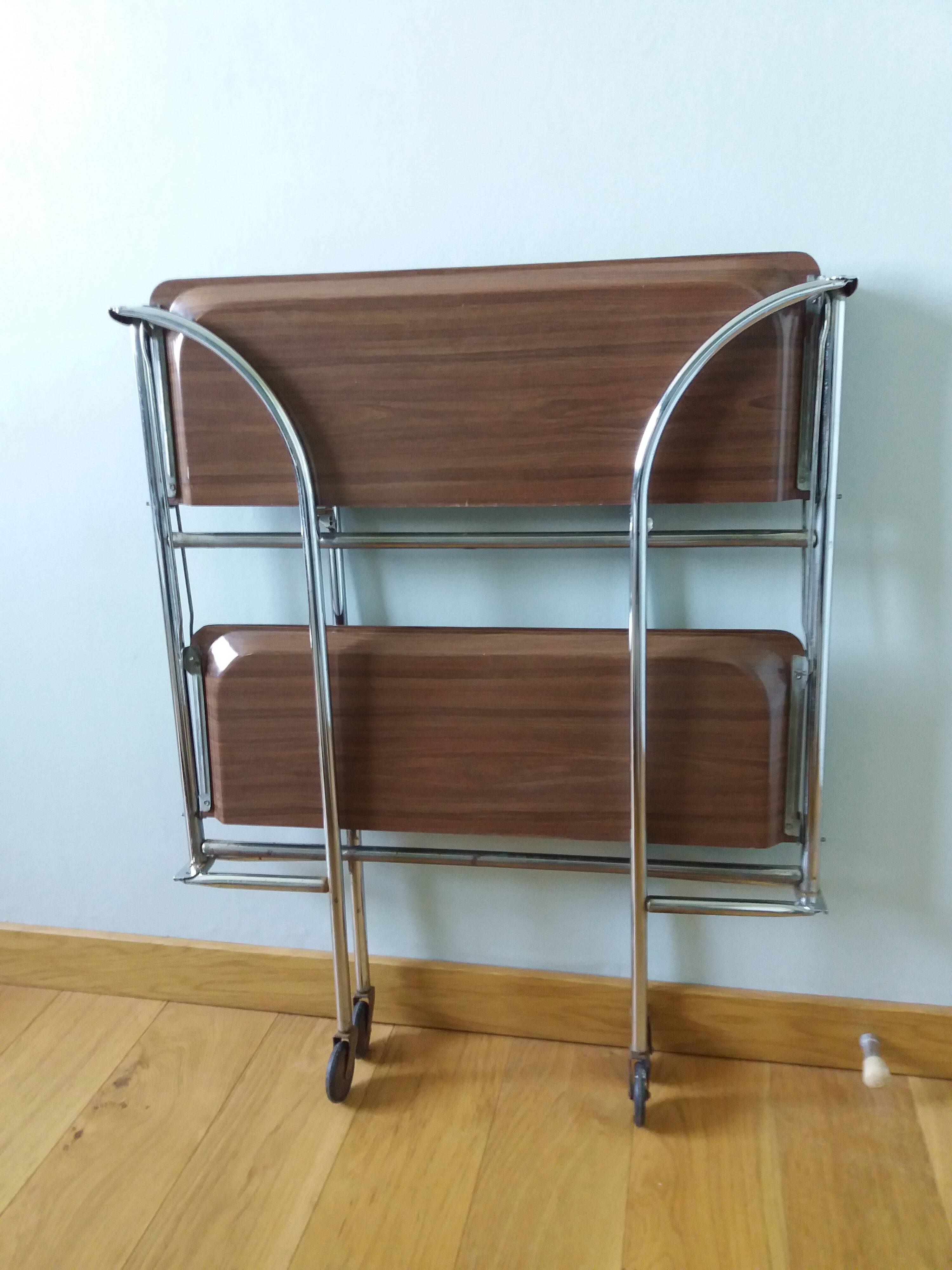 Folding trolley on wheels